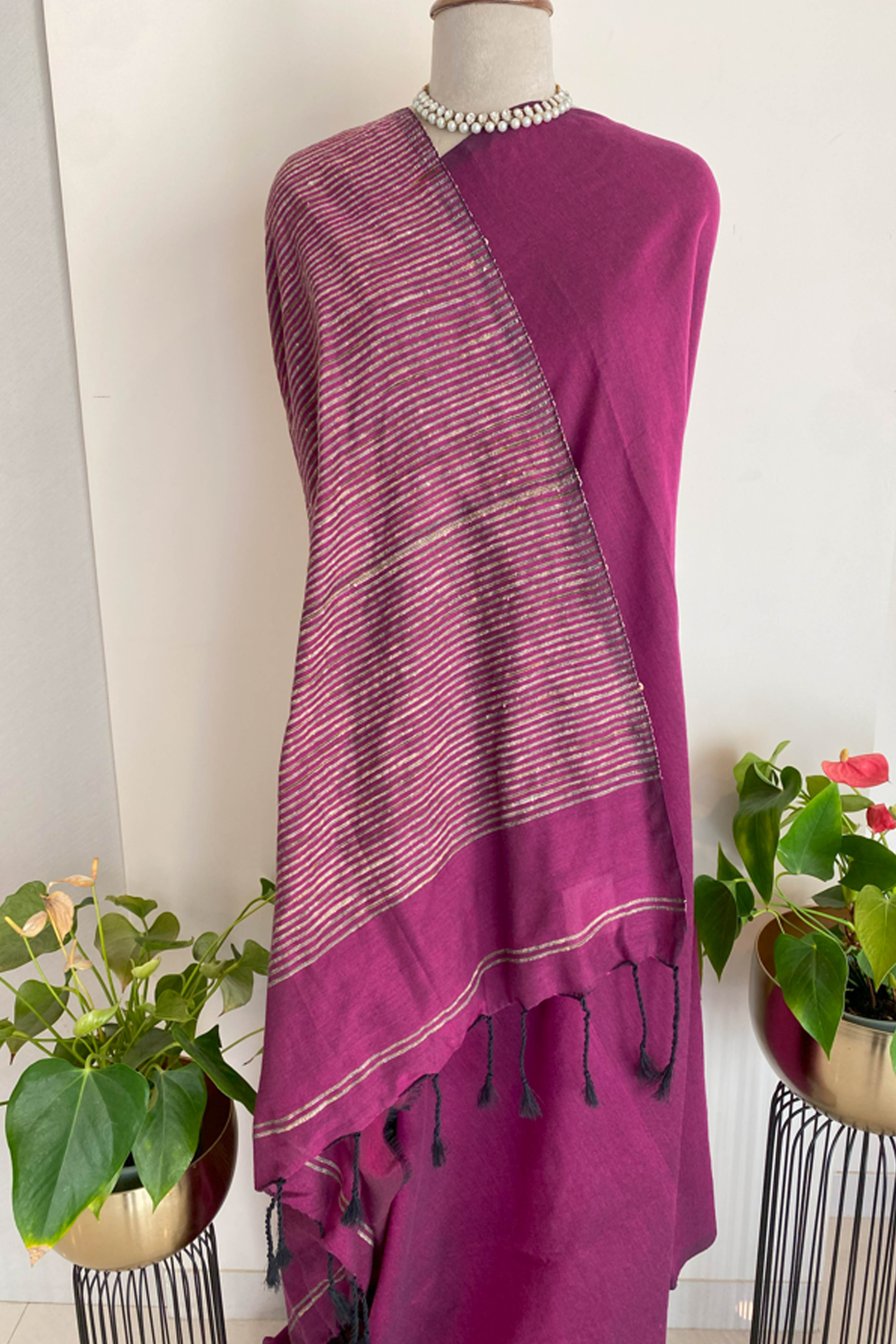 Devi Jamdani Slub Cotton Saree in Rani Pink Colour