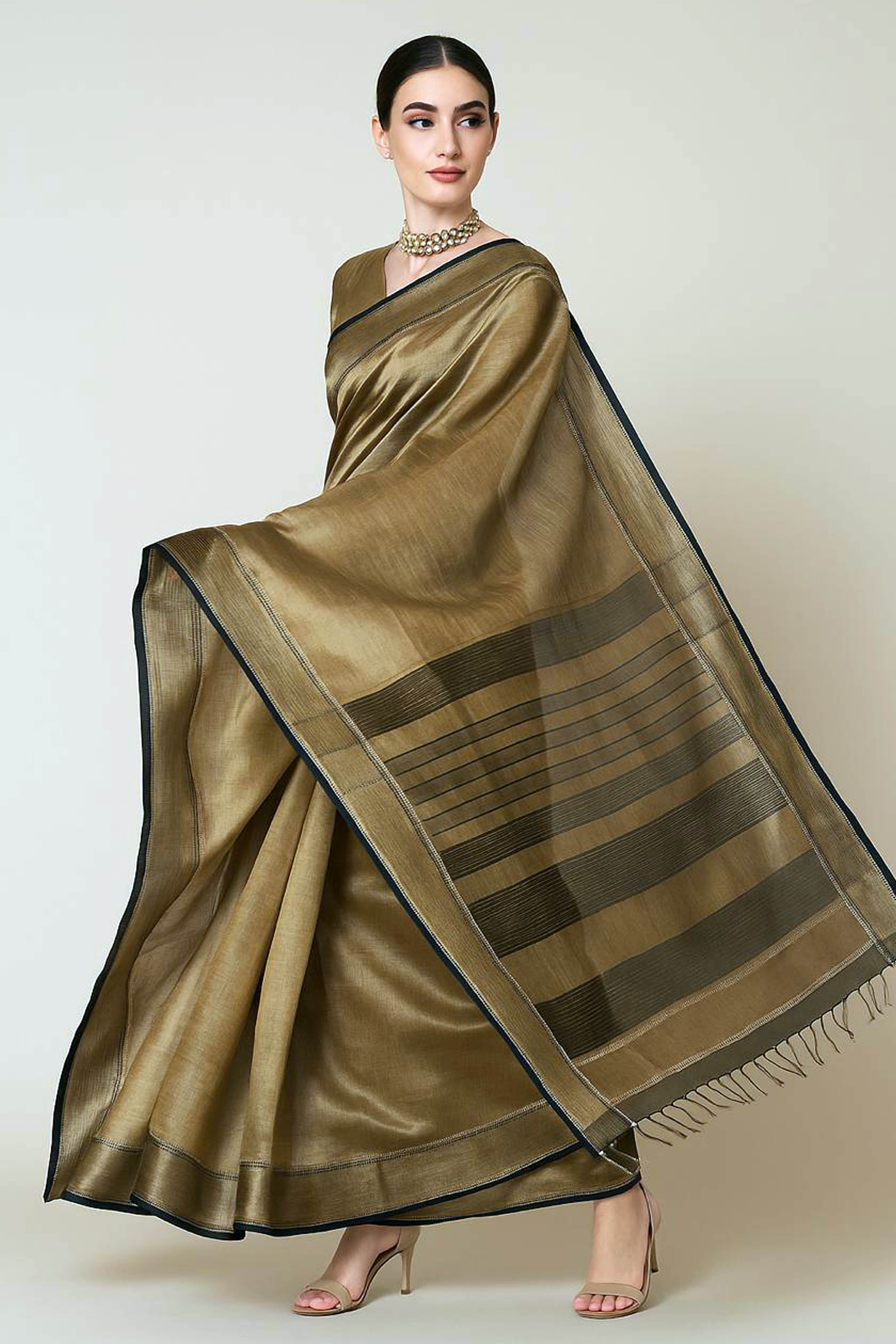 Nirvi Sand Golden Maheshwari Silk Cotton Tissue Saree - Indian Handloomz