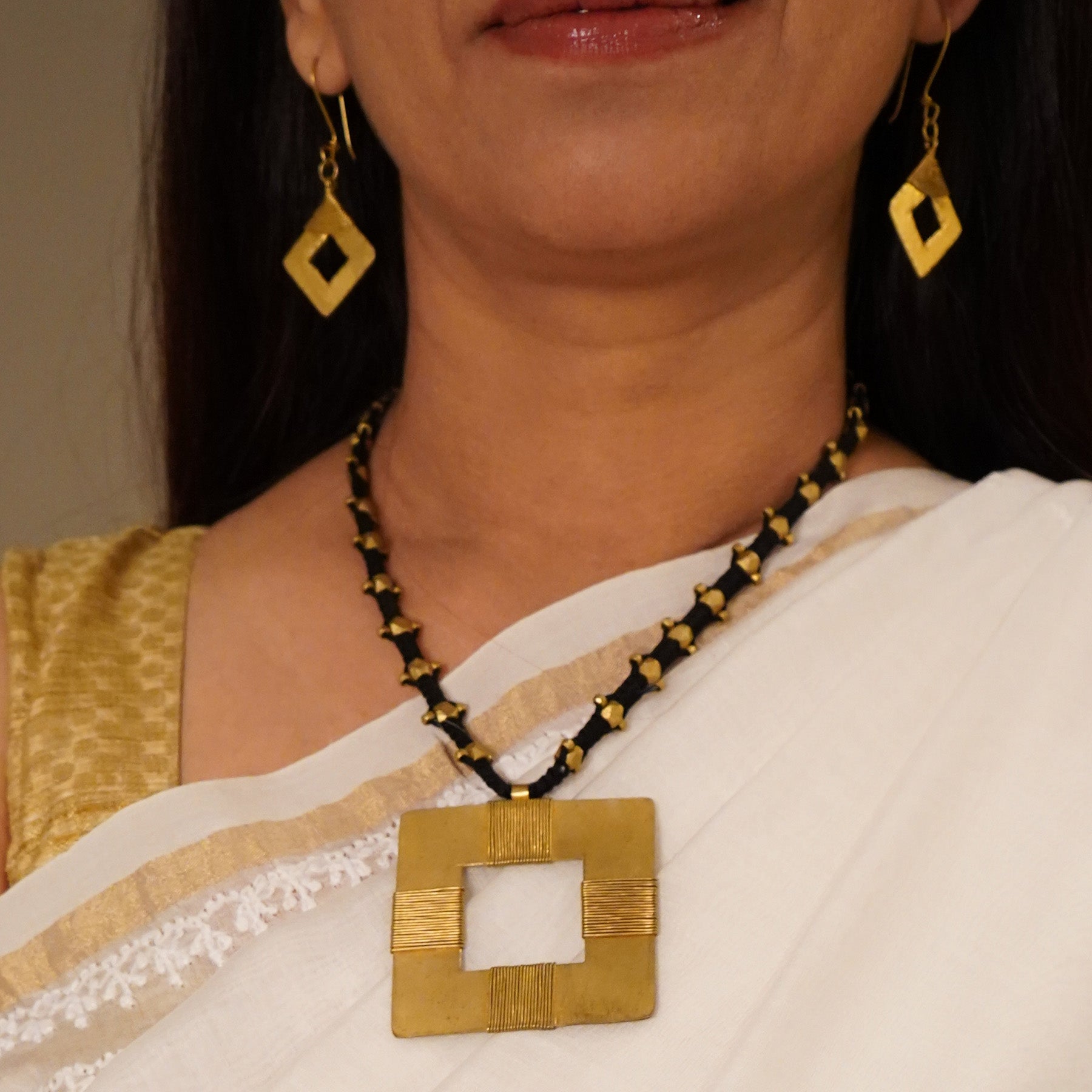 Brass Jewellery Earring & Necklace Set - Indian Handloomz