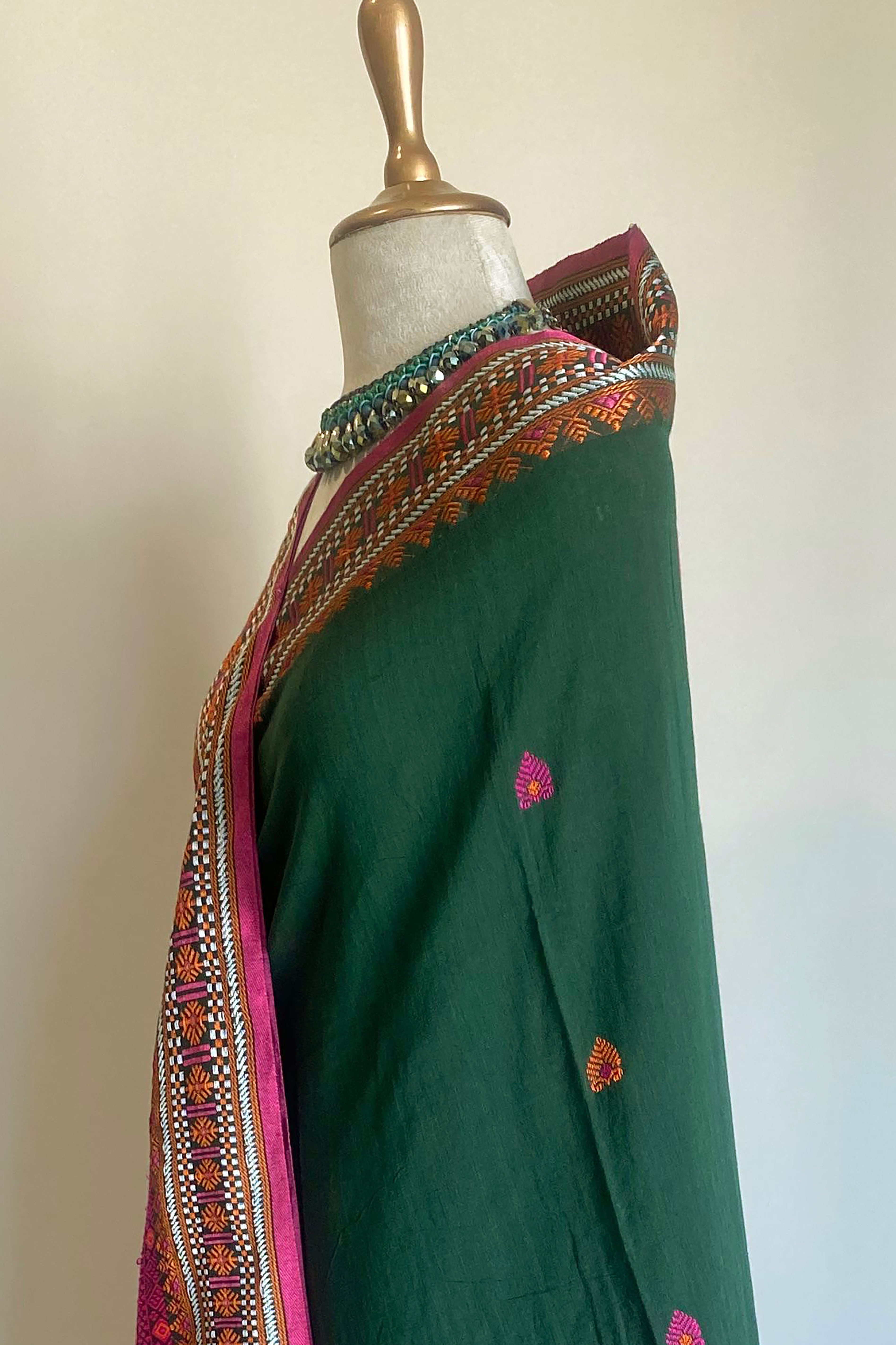 Hridya Jamdani Assam Cotton Saree in Green, White and Magenta Colour