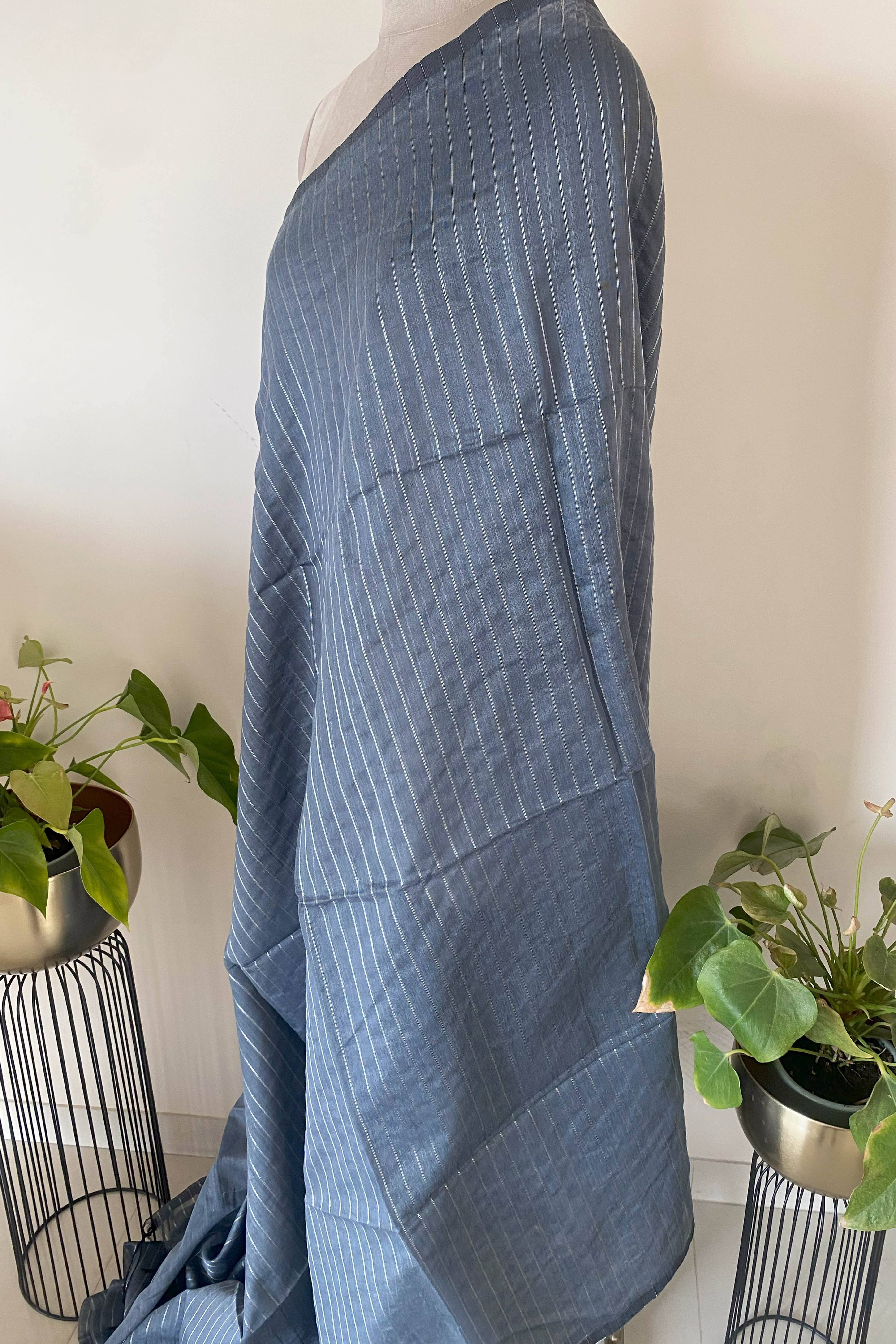 Grey & Silver Jamdani Cotton Saree - Indian Handloomz