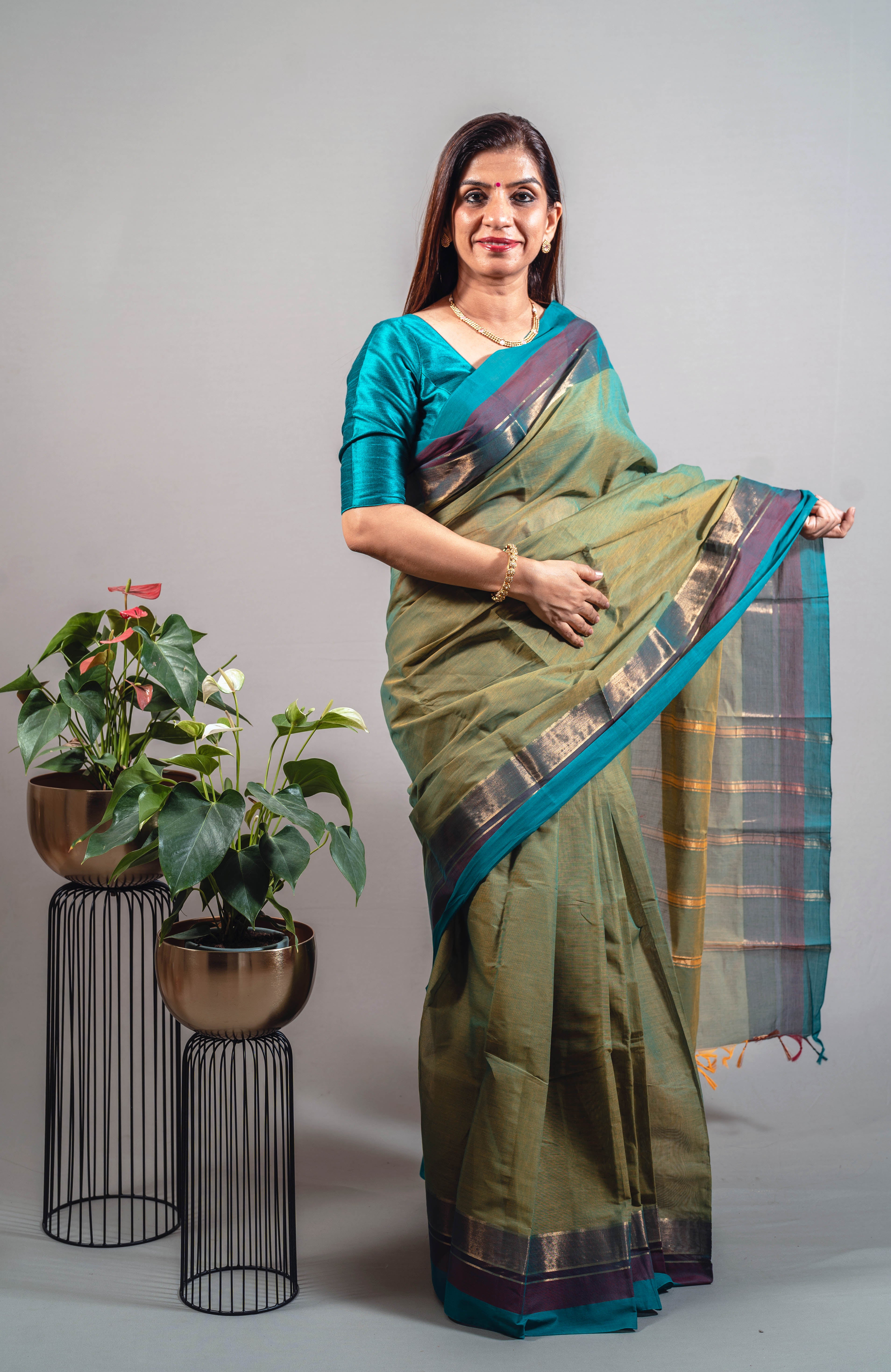 Arohi Kanchi Cotton Saree in Dual Tone with Green & Yellow Threads - Indian Handloomz