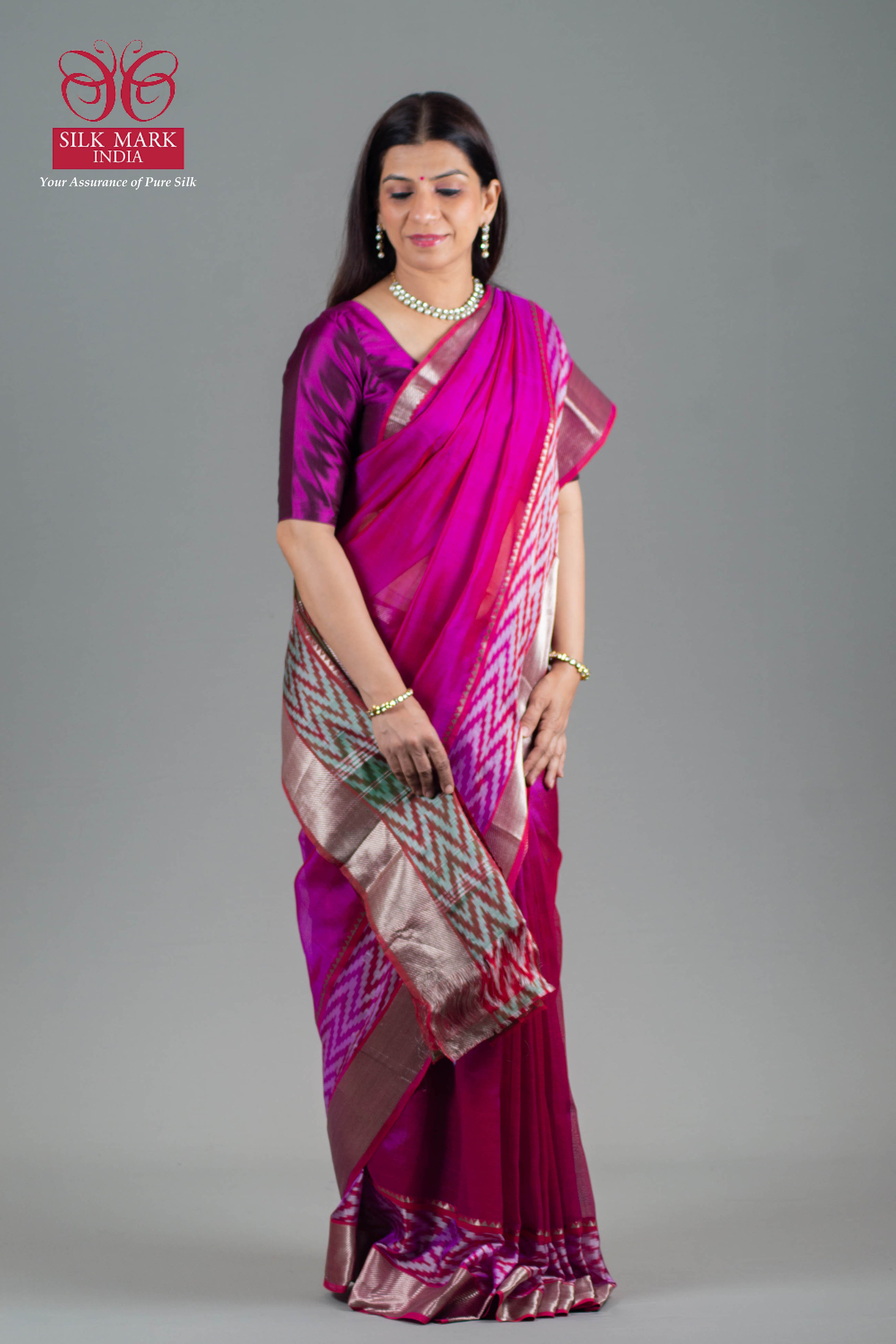 Pankhuri Pure Venkatagiri Silk Pattu Saree in Pink Colour with White & Silver Ikkat Border - Indian Handloomz