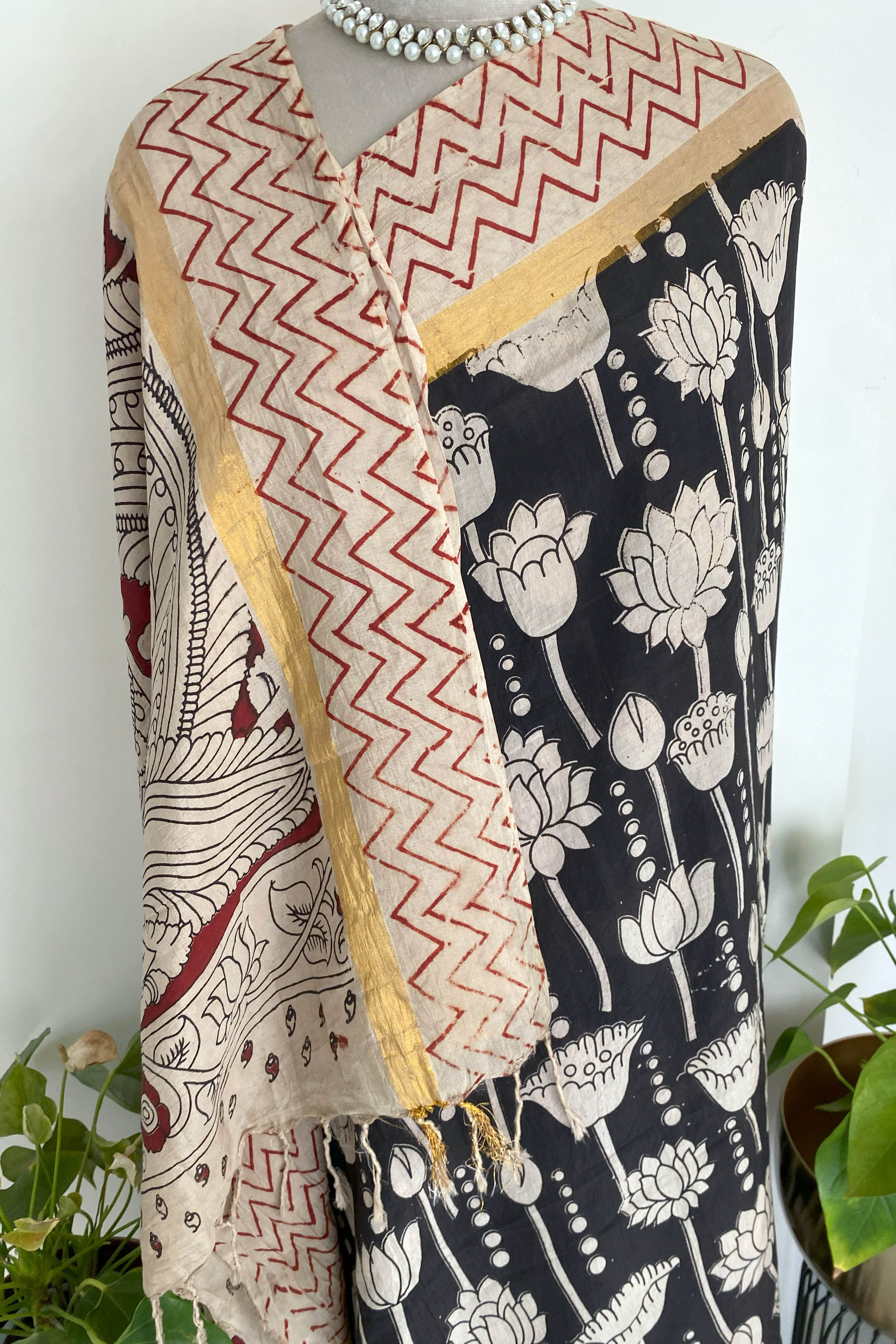 Kalamkari Chenur Silk Saree Black & Maroon - Indian Handloomz