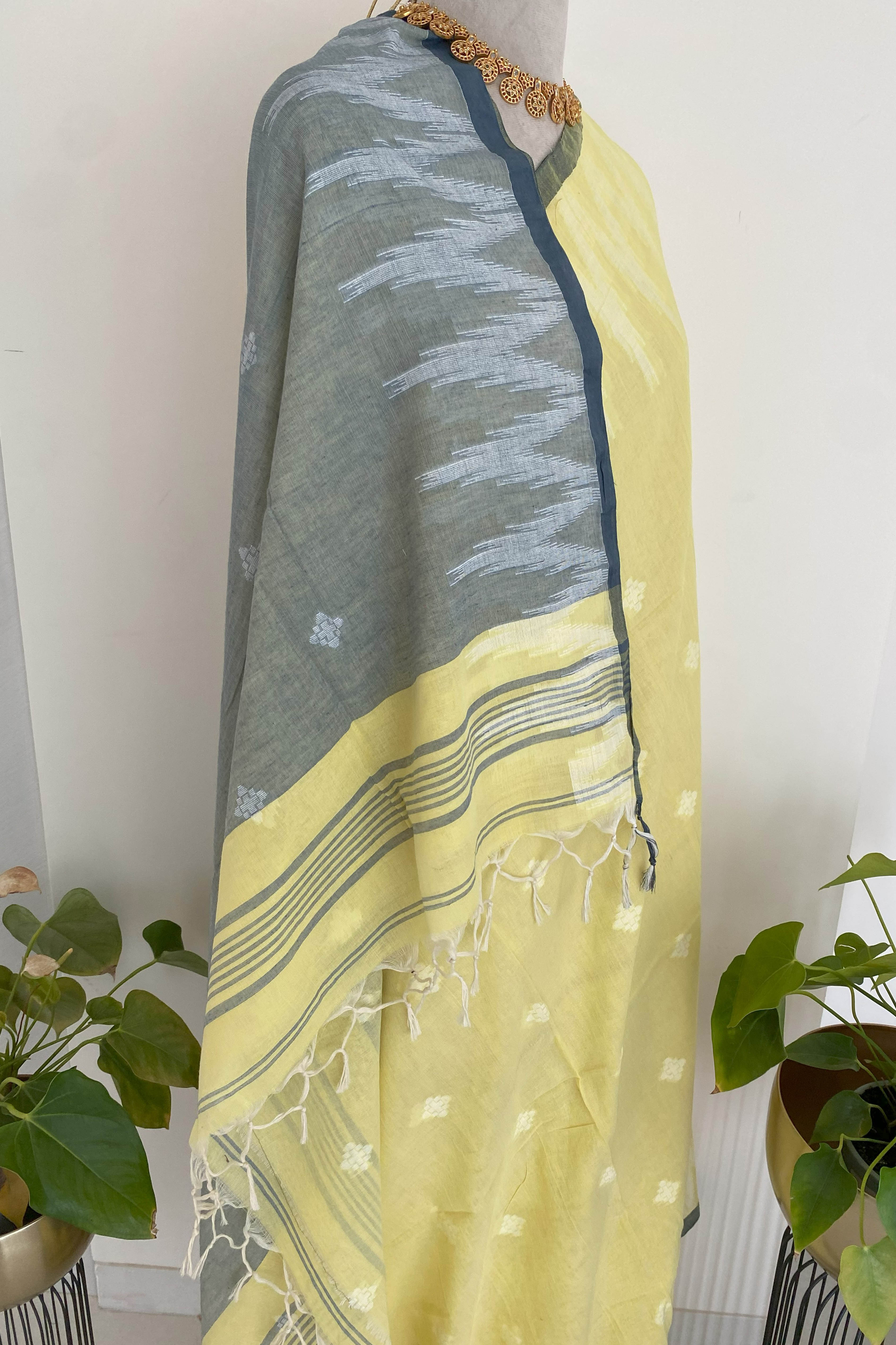 Lemon Yellow & Grey Jamdani Pure Cotton Saree - Indian Handloomz