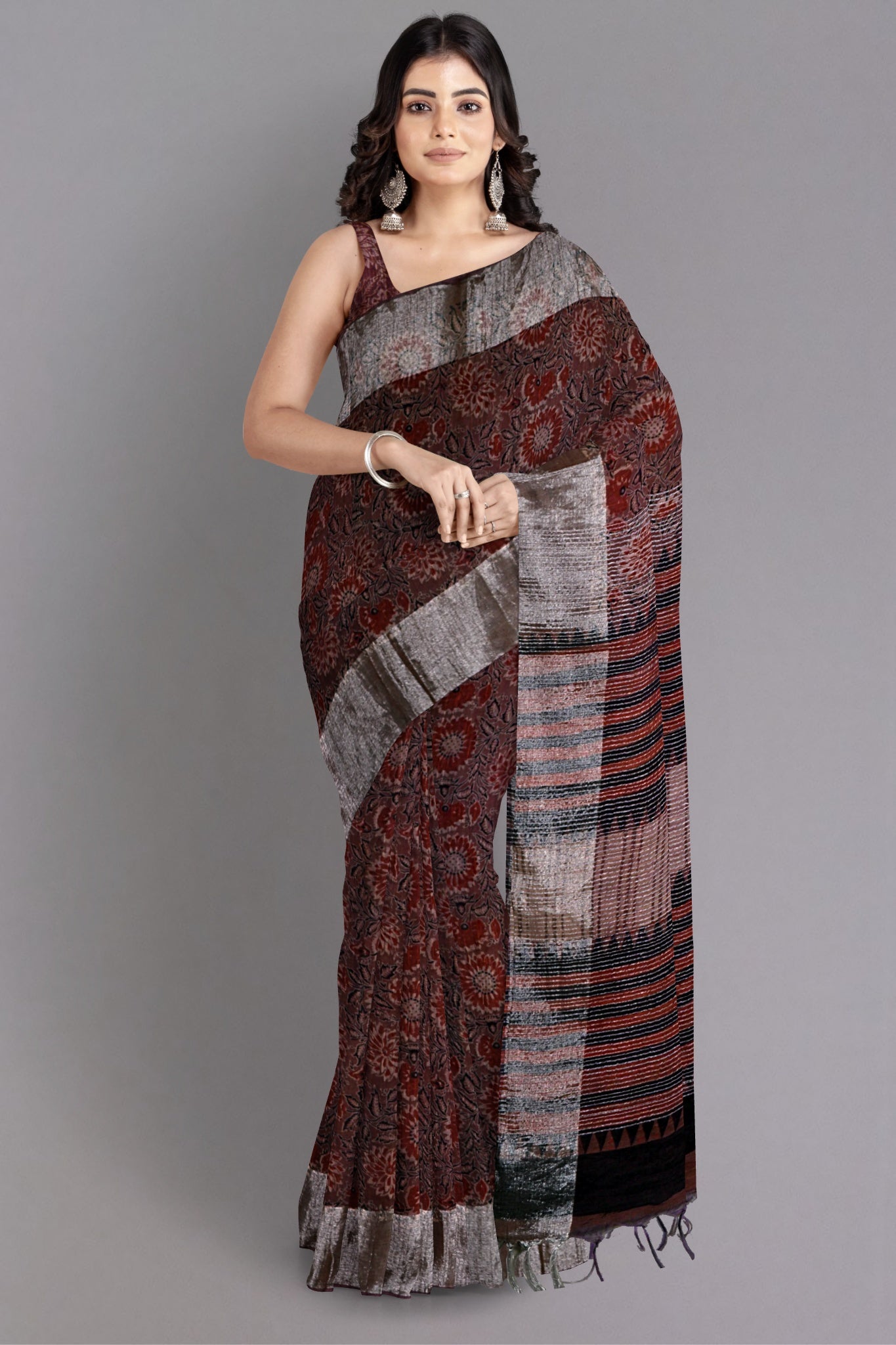 Kriti Cotton Silk Maheshwari Saree in Burgundy Colour with Zari Border - Indian Handloomz
