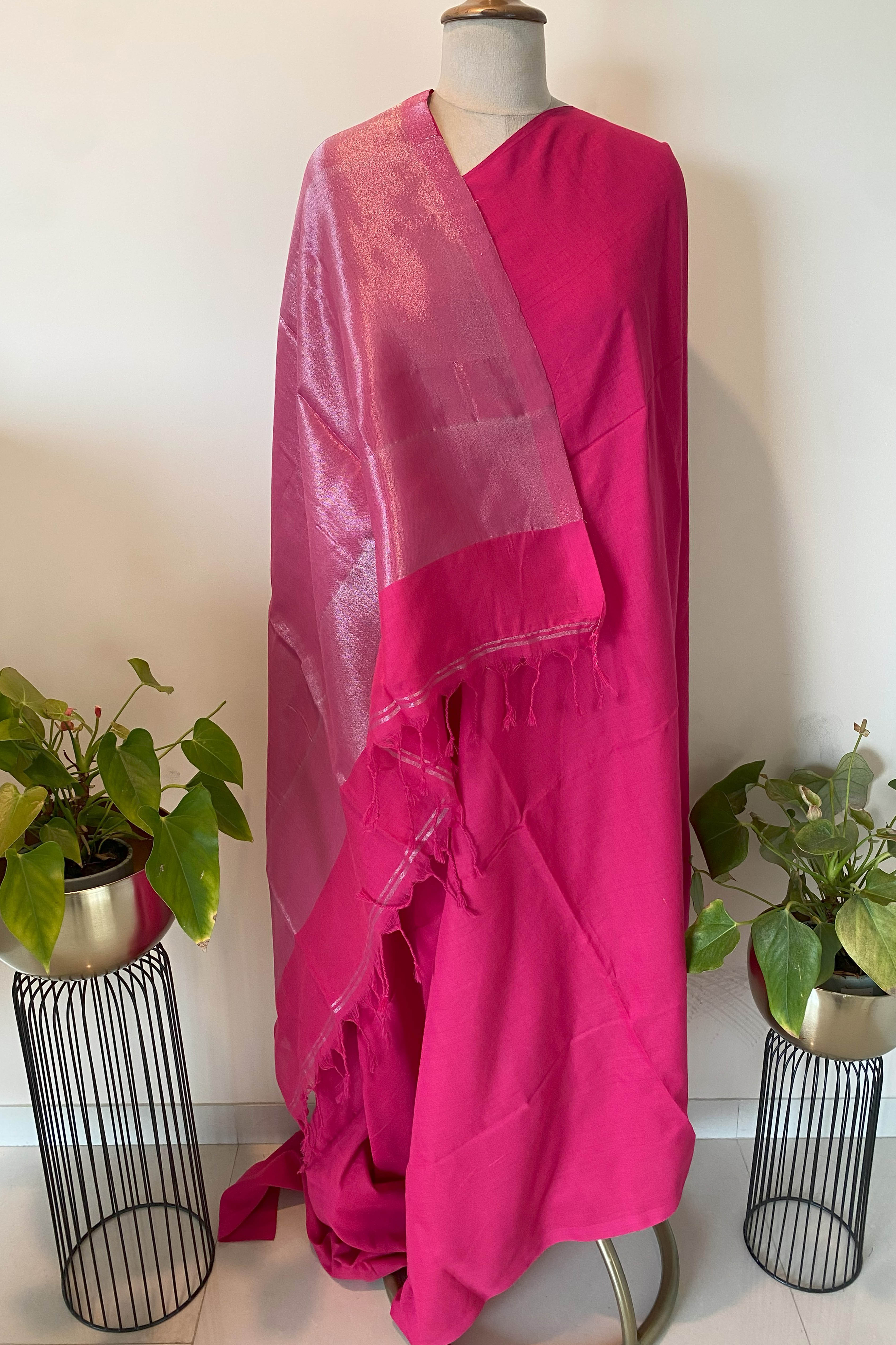 Magenta Cotton Saree with Silver Zari Pallu - Indian Handloomz