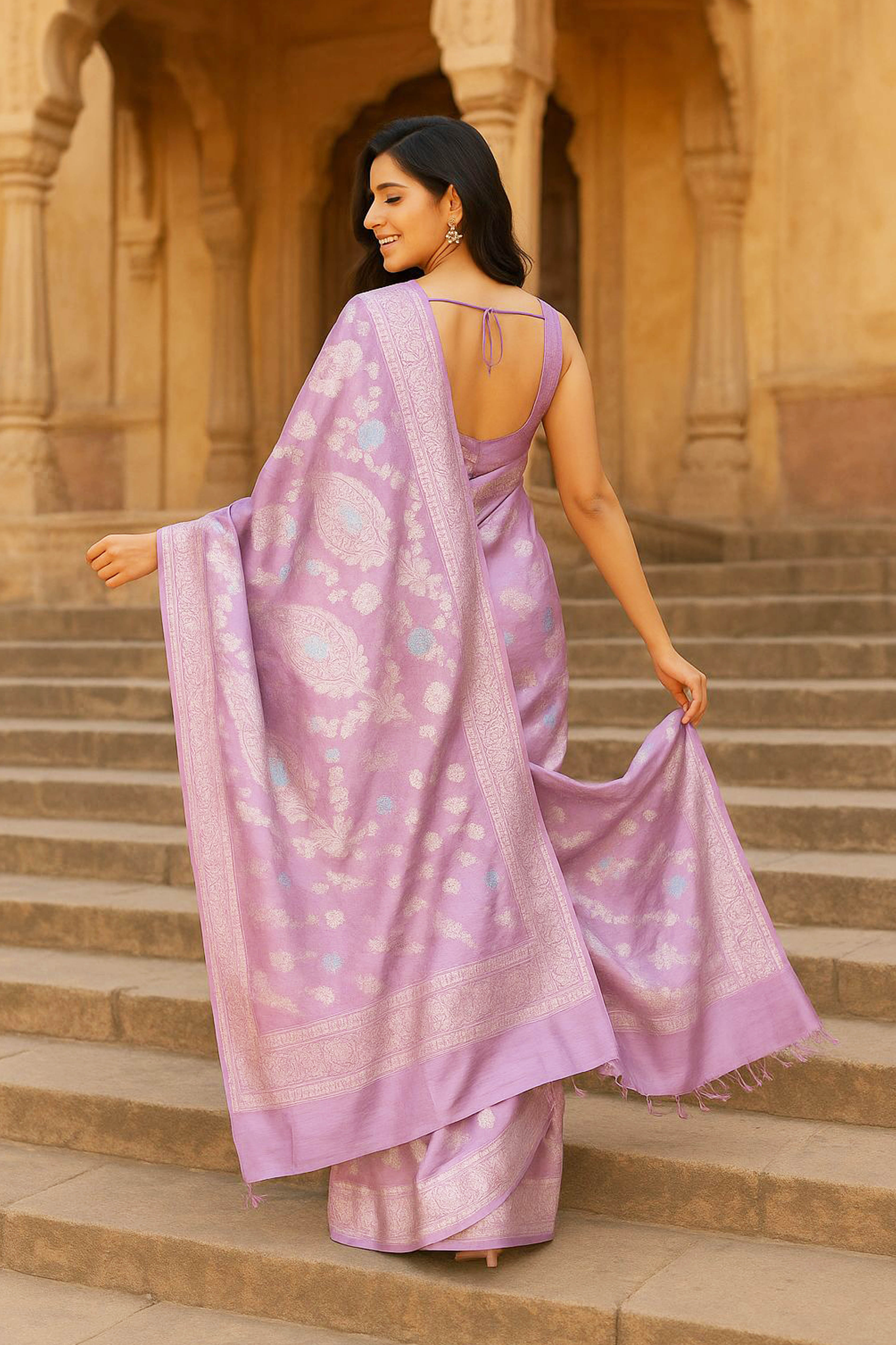 Pure Mulberry Silk Saree in Lilac colour - Indian Handloomz