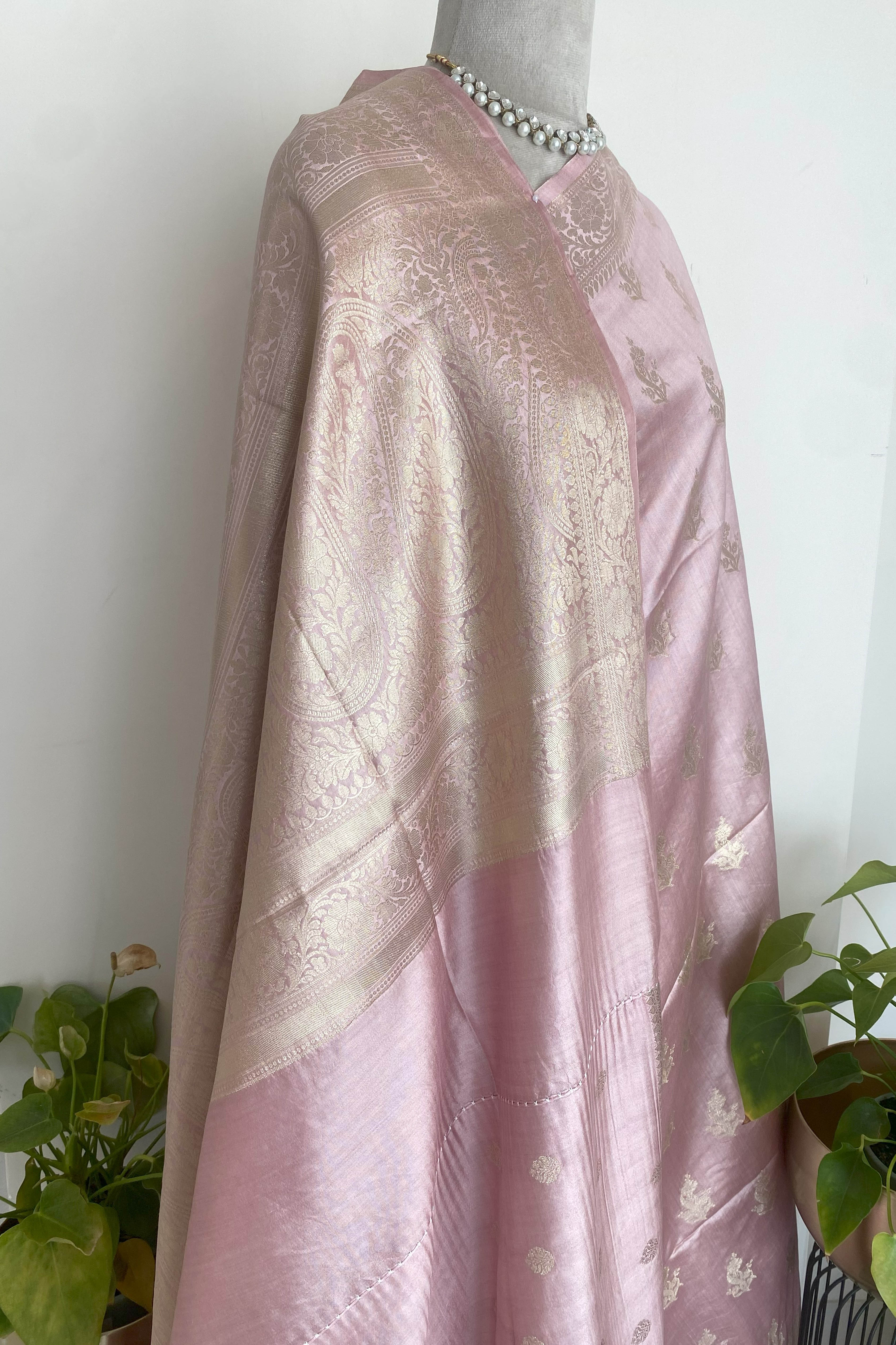 Pure Mulberry Silk Saree in Pink Colour - Indian Handloomz