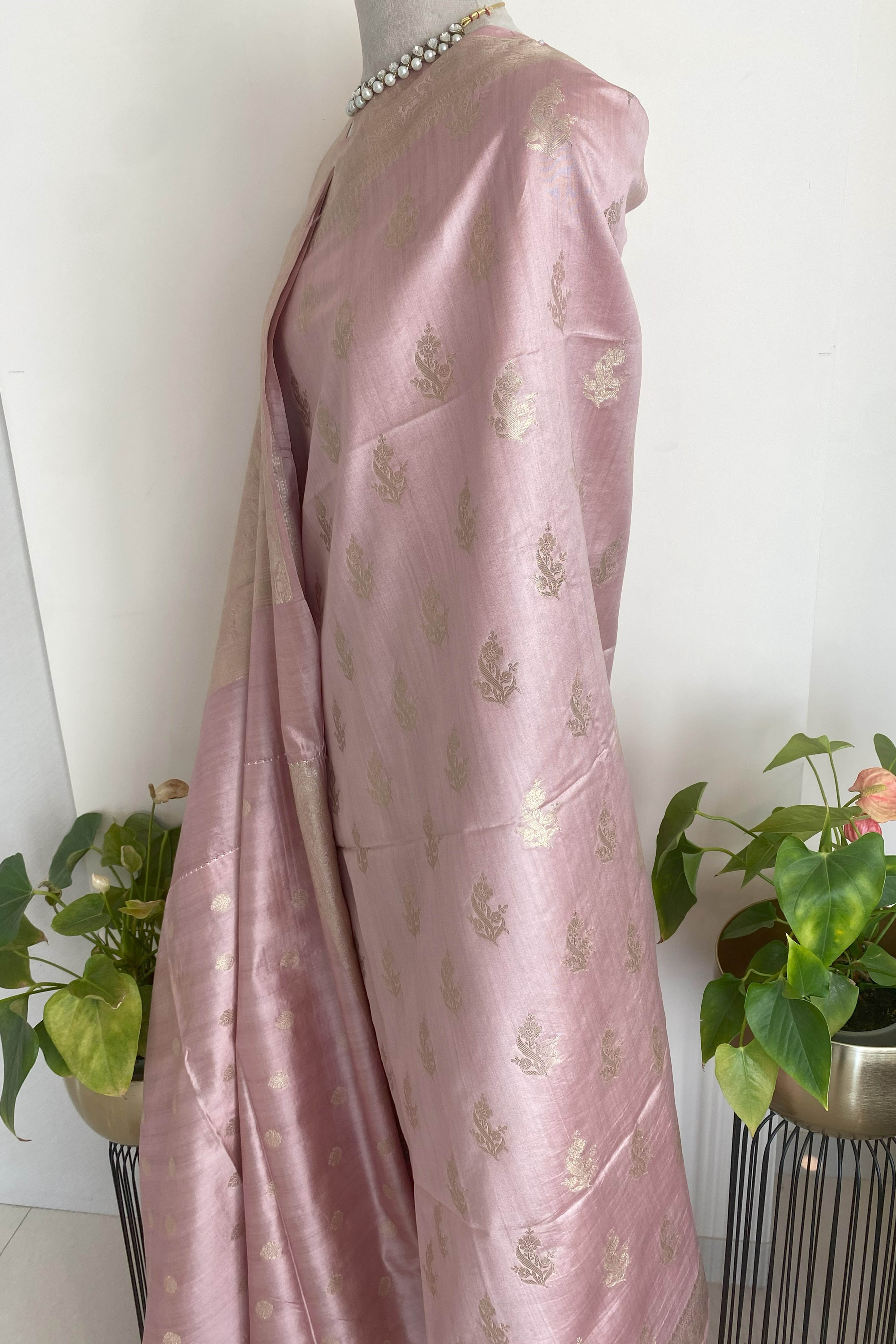Pure Mulberry Silk Saree in Pink Colour - Indian Handloomz
