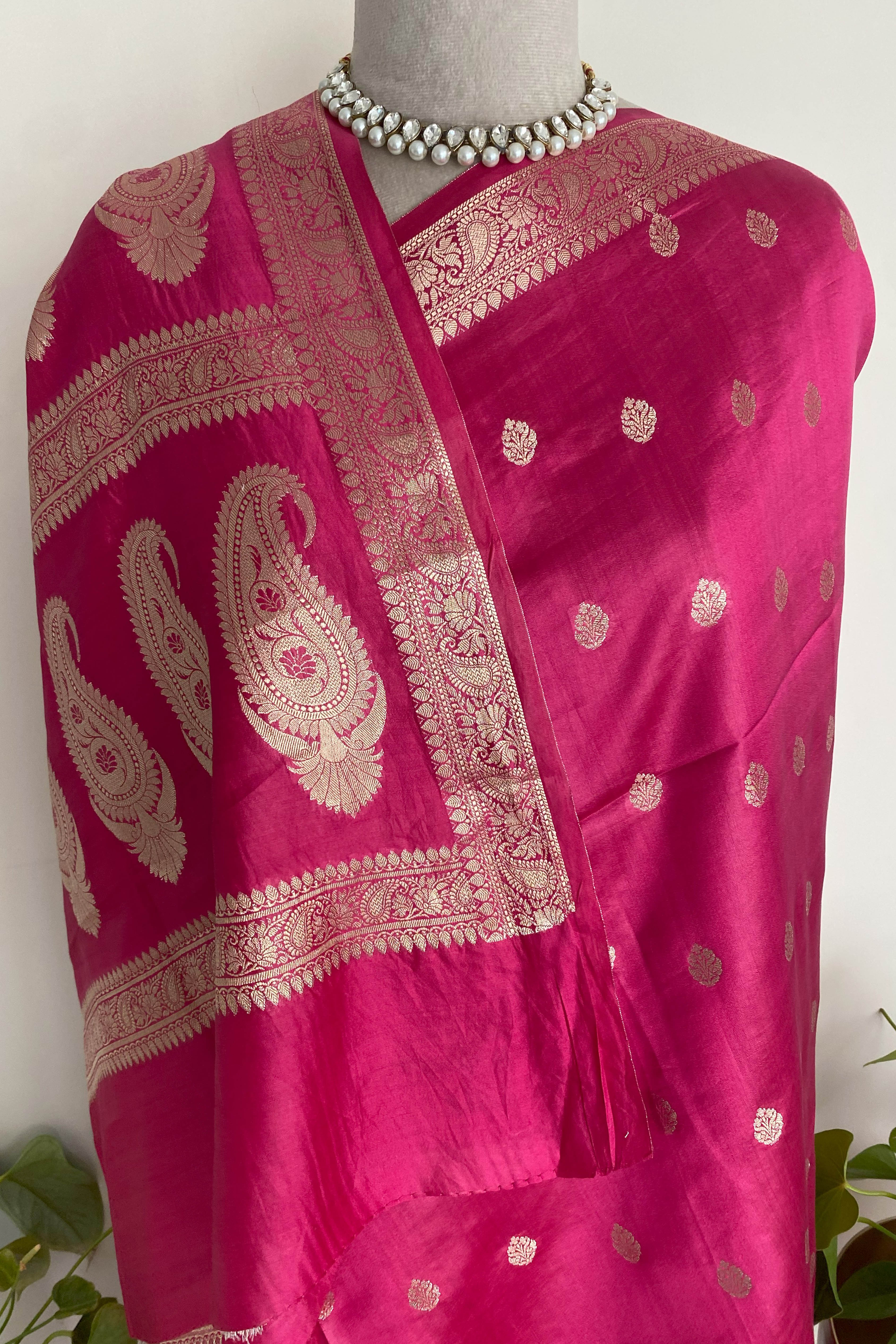 Pure Mulberry Silk Saree in Rani Pink - Indian Handloomz