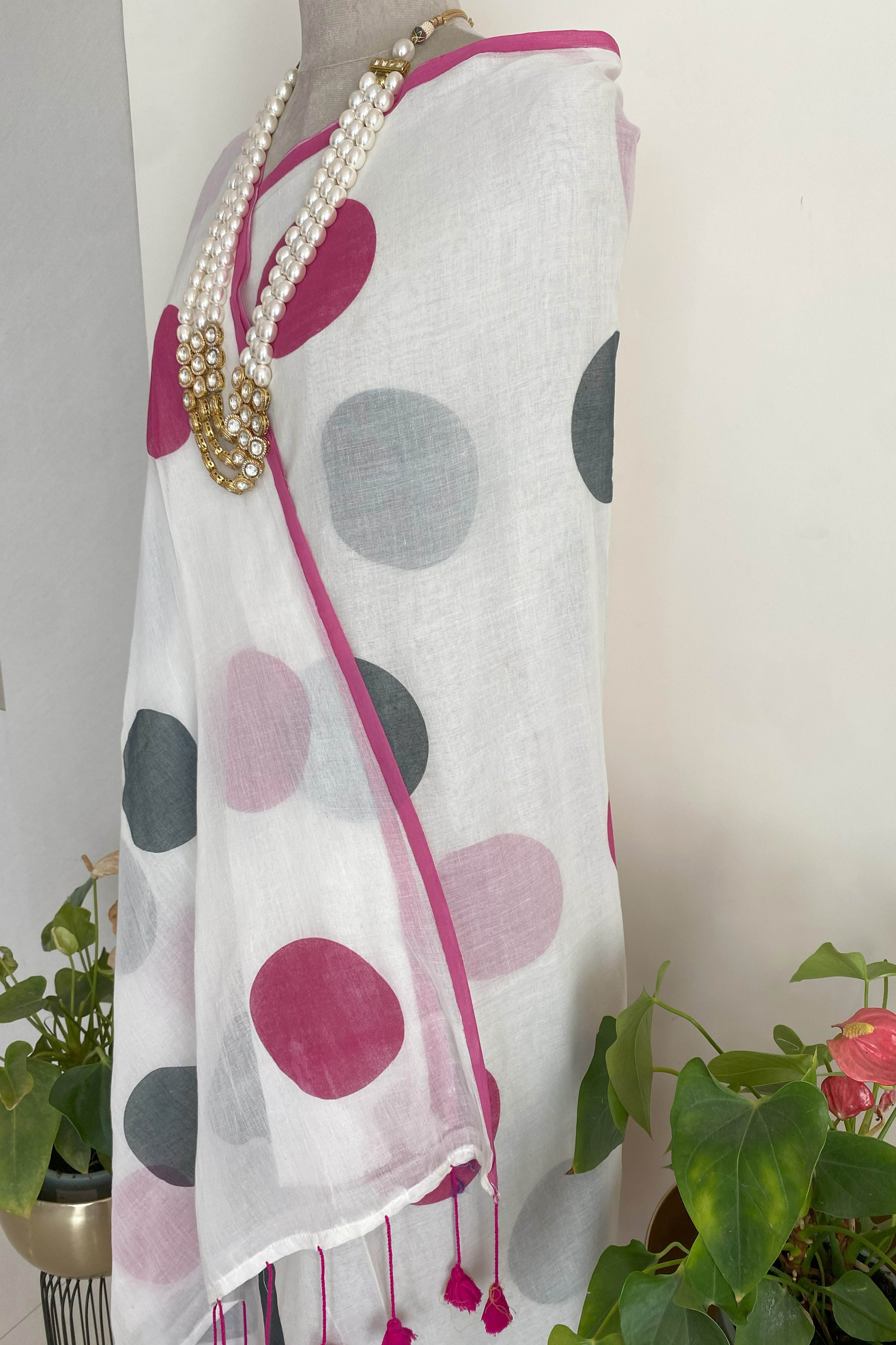 Raina Pure Mul Cotton Saree with Polka Dots - Indian Handloomz