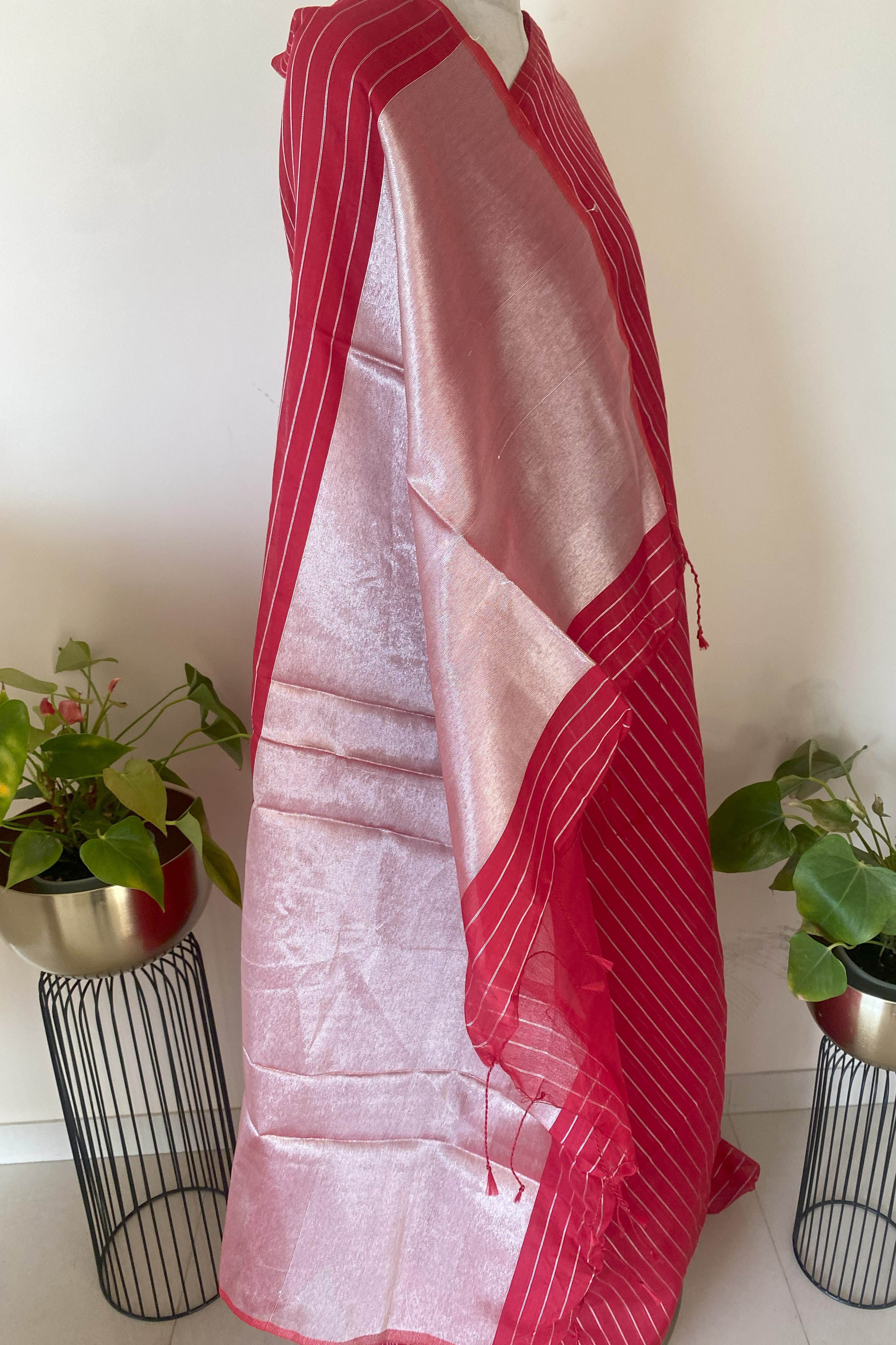 Red & Silver Jamdani Cotton Saree - Indian Handloomz