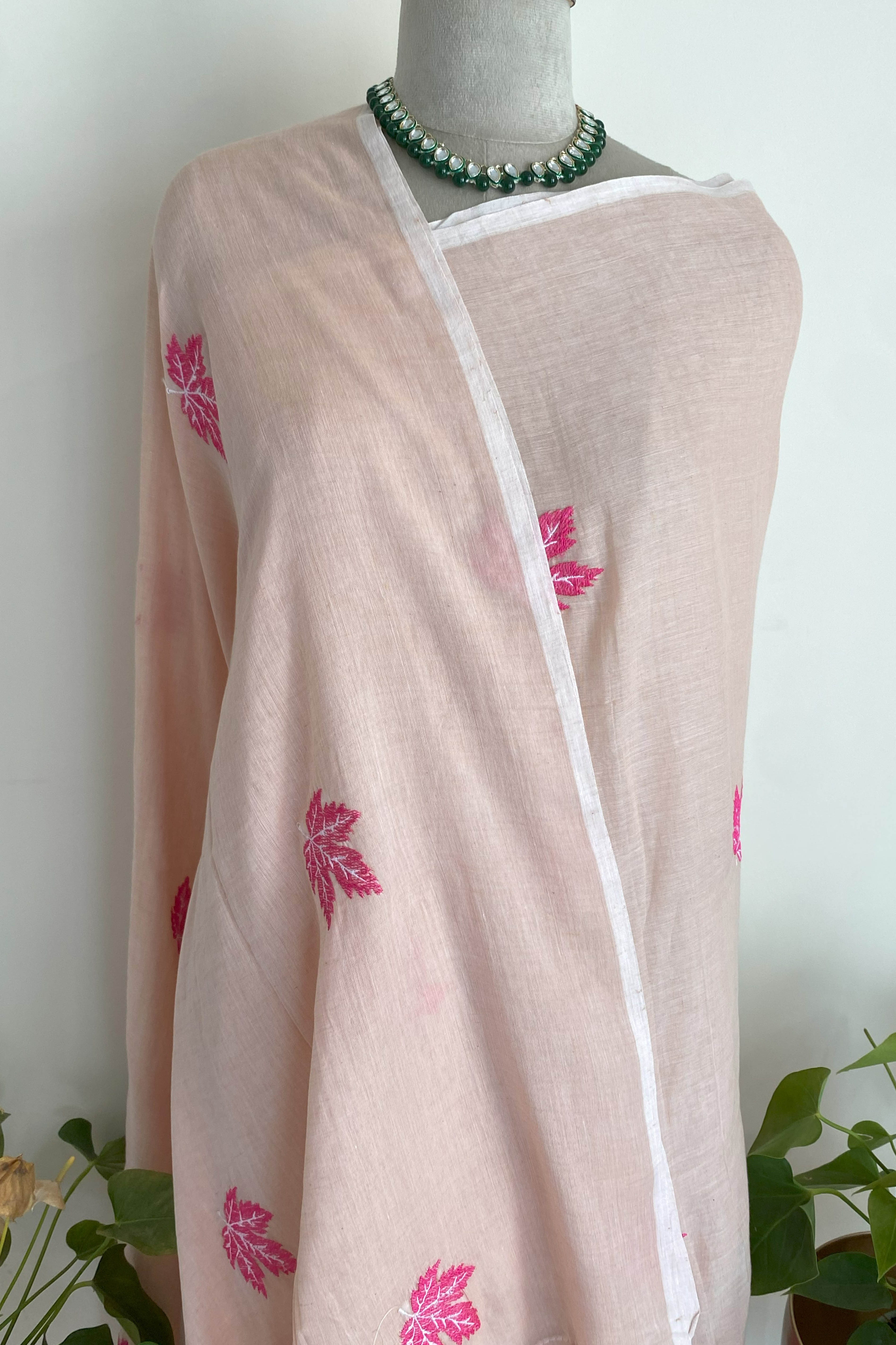 Reena Pure Mul Cotton Saree in Biscuit Beige with Dark Pink flowers & Tassels - Indian Handloomz