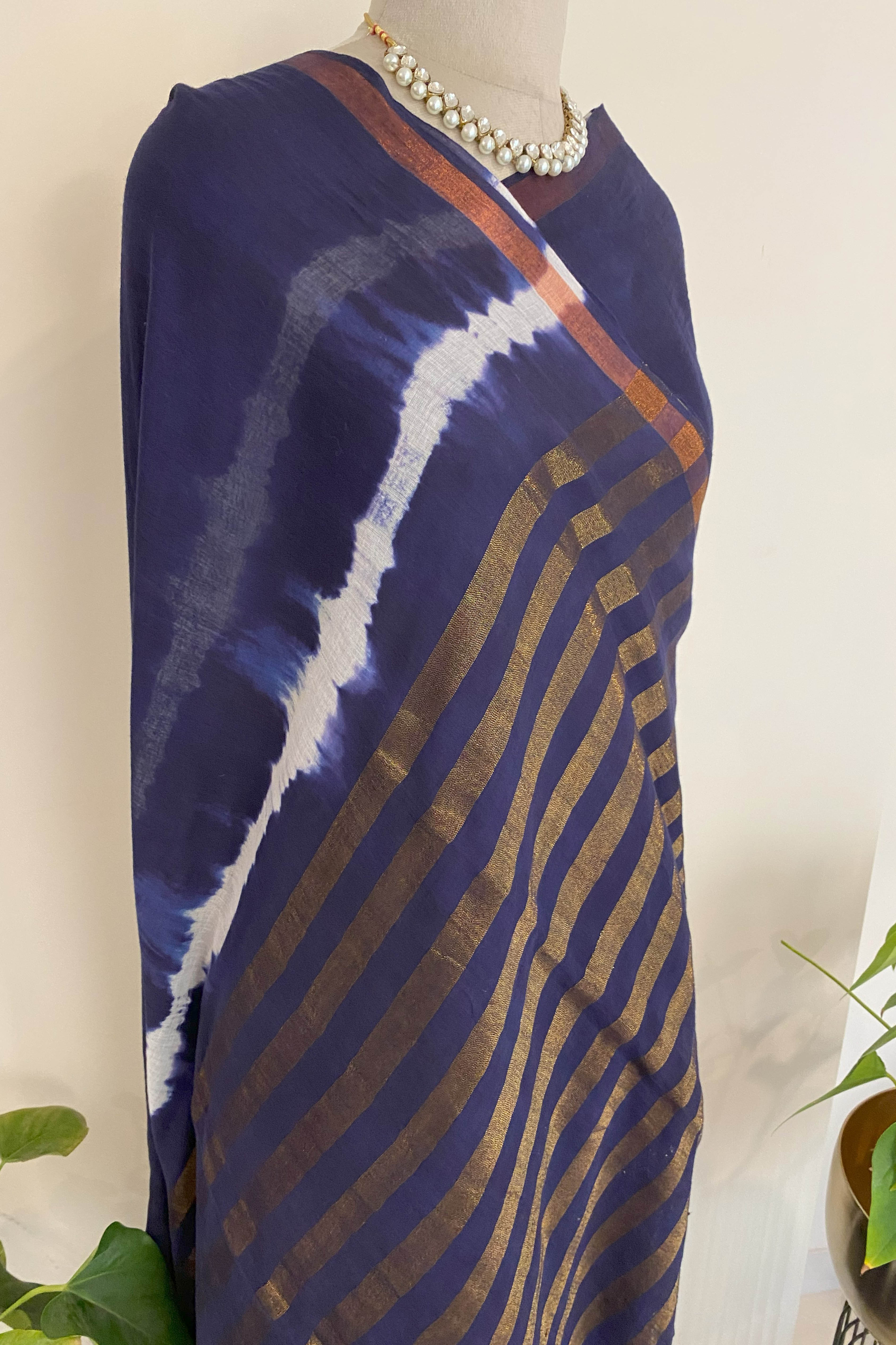 Reya Pure Mul Cotton Royal Blue Tie Dye Saree - Indian Handloomz