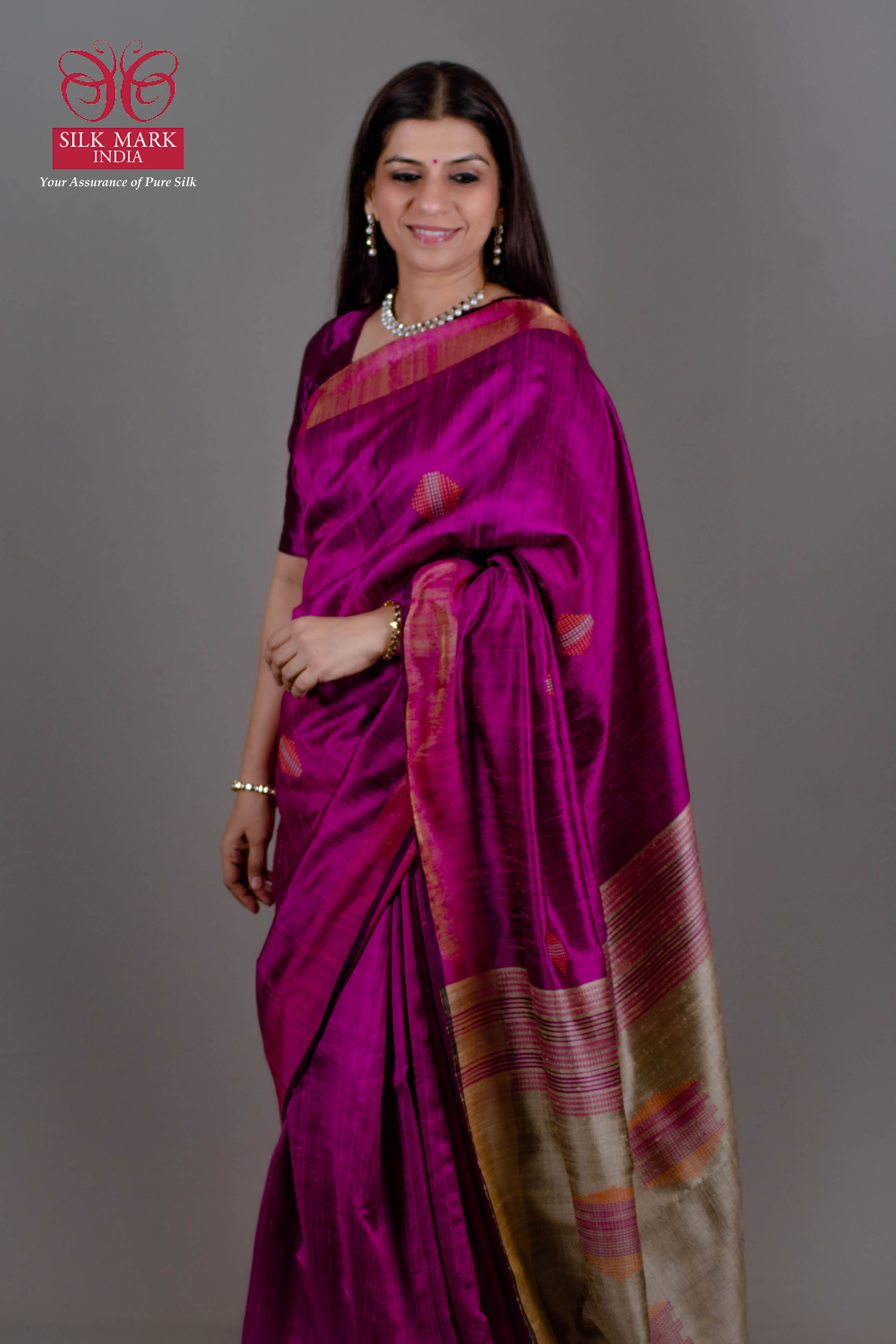 Divya Pure Tussar Silk Saree in Magenta Colour with Contrast Light Grey Anchal - Indian Handloomz