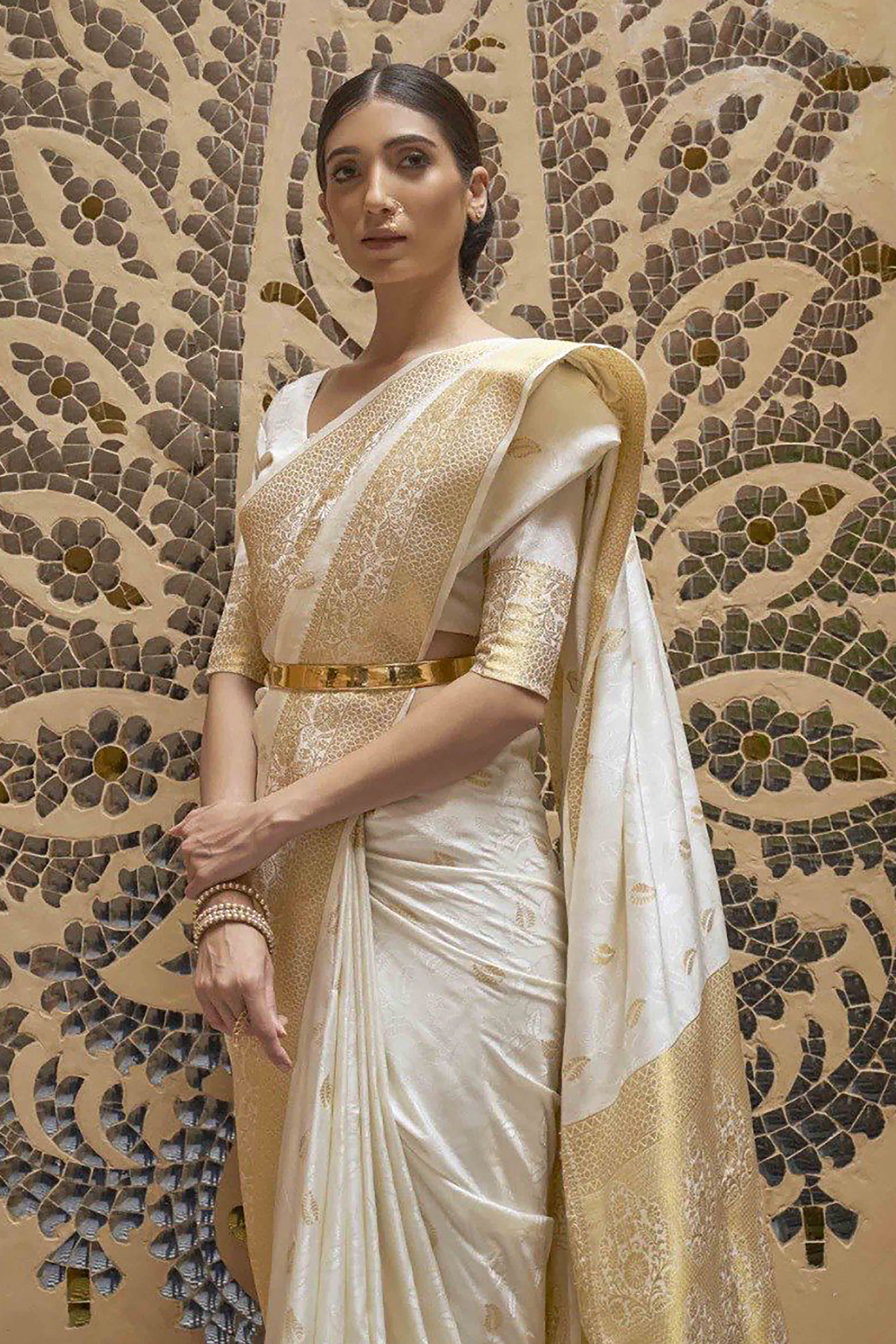 Tvisha Kanchipuram Silk Sarees in Ivory Colour & Golden Zari Border - Indian Handloomz