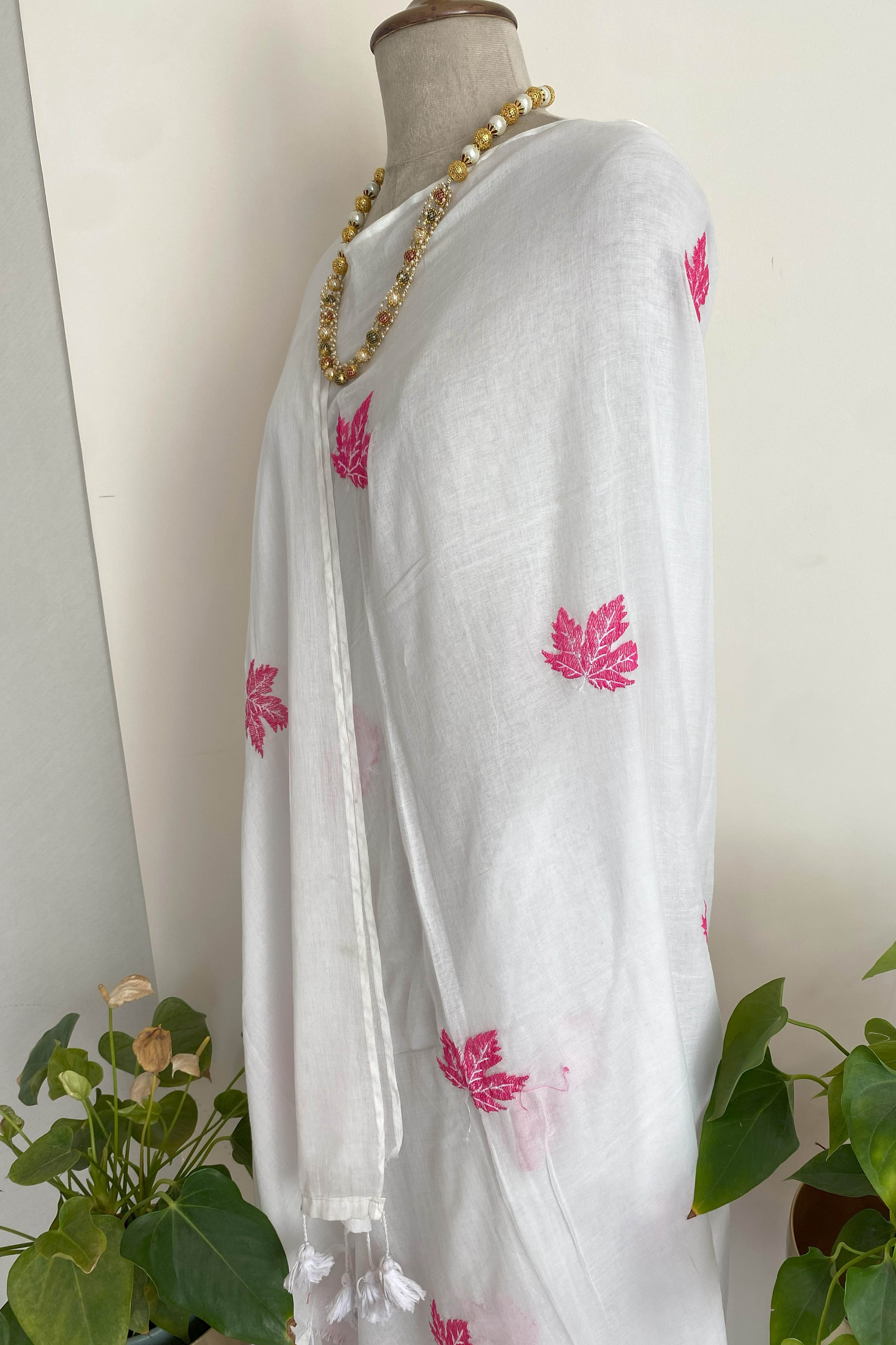 Shweta Mul Cotton Saree