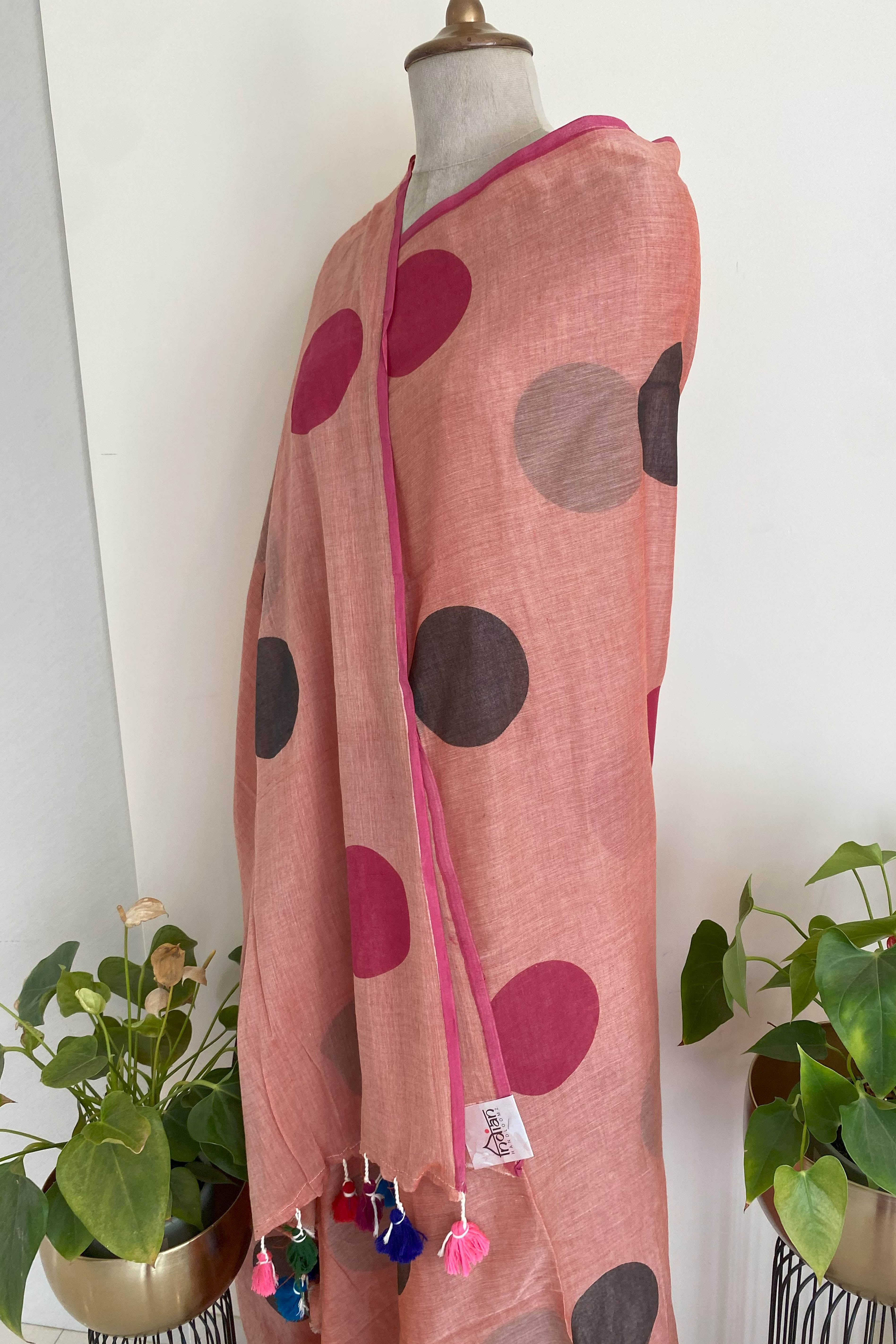 Rewa Pure Mul Cotton Saree with Polka Dots