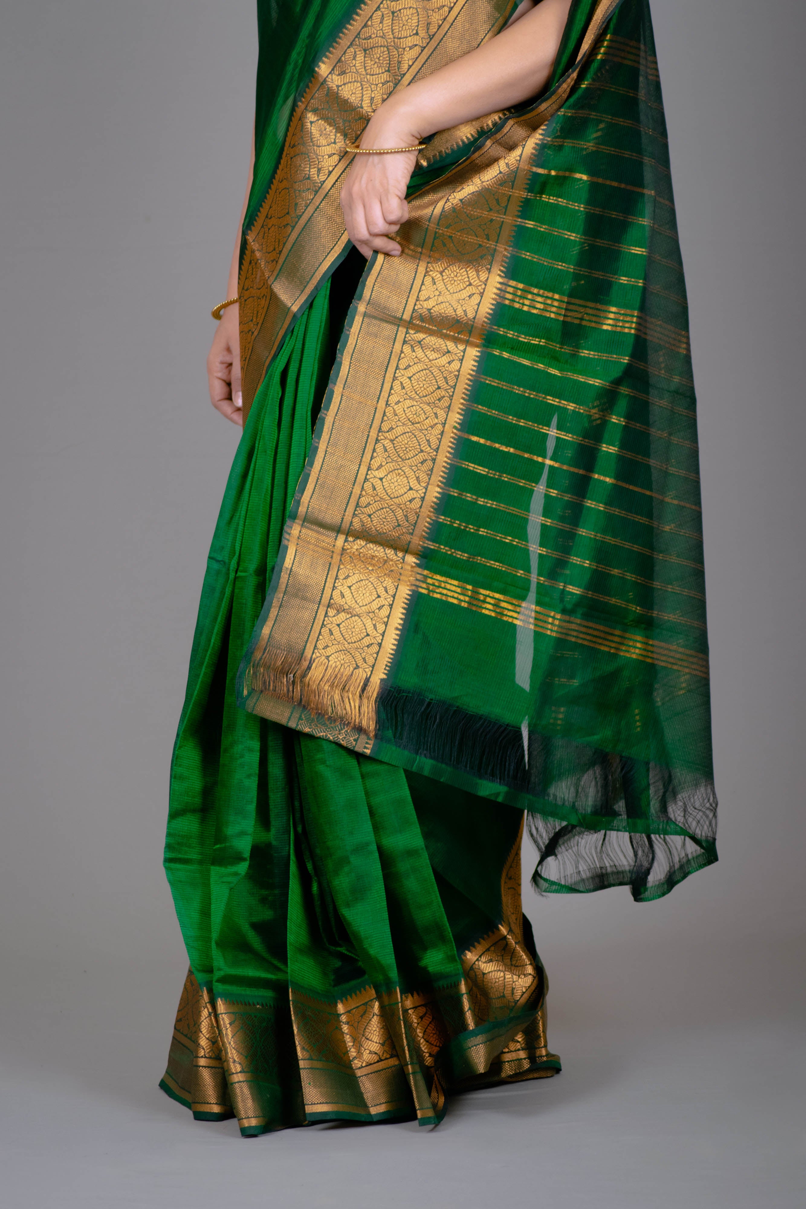 fancy designer wedding bridal party wear saree