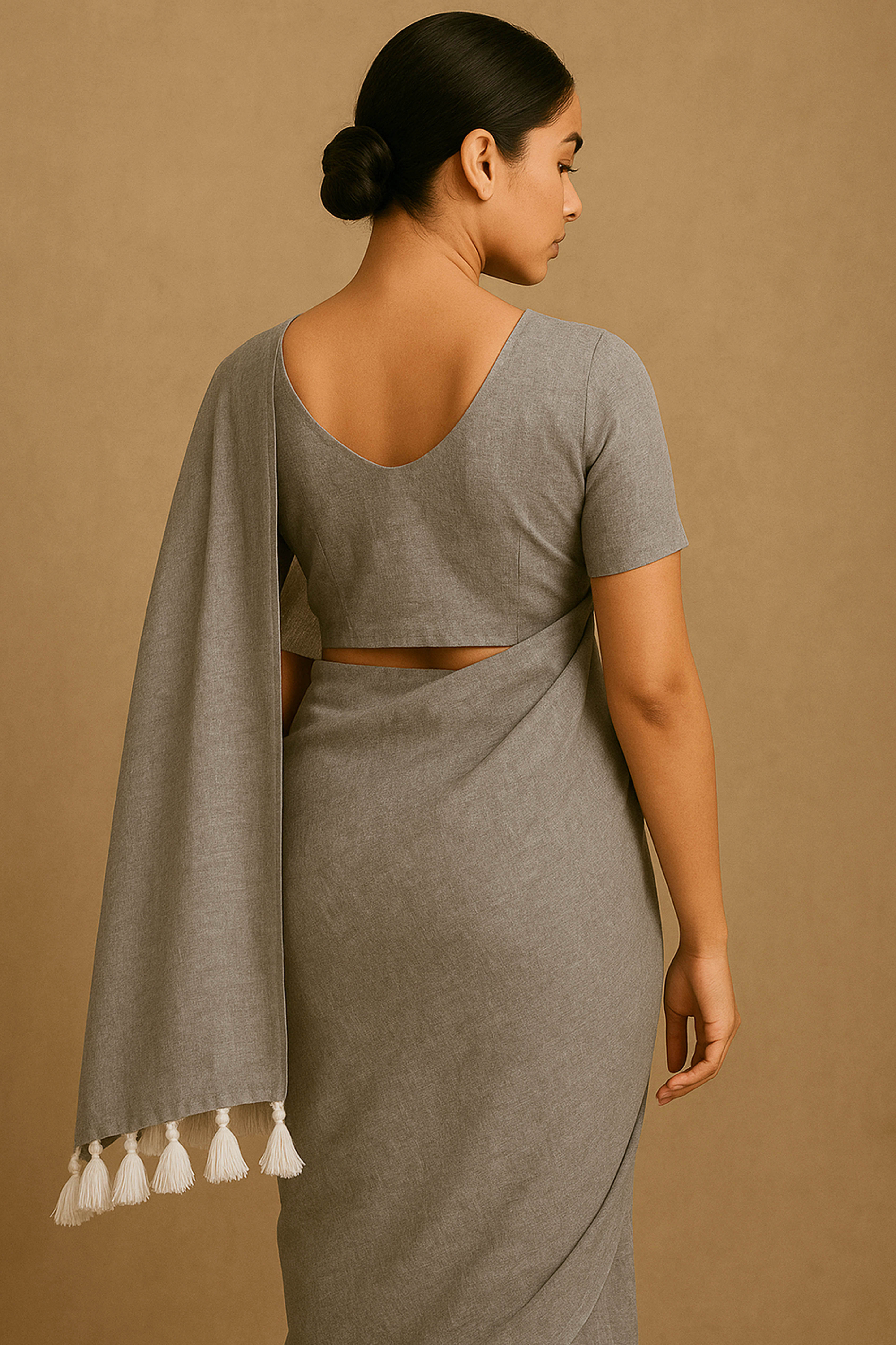 Pure Cotton Grey Saree with White Tassels & Blouse Piece - Indian Handloomz