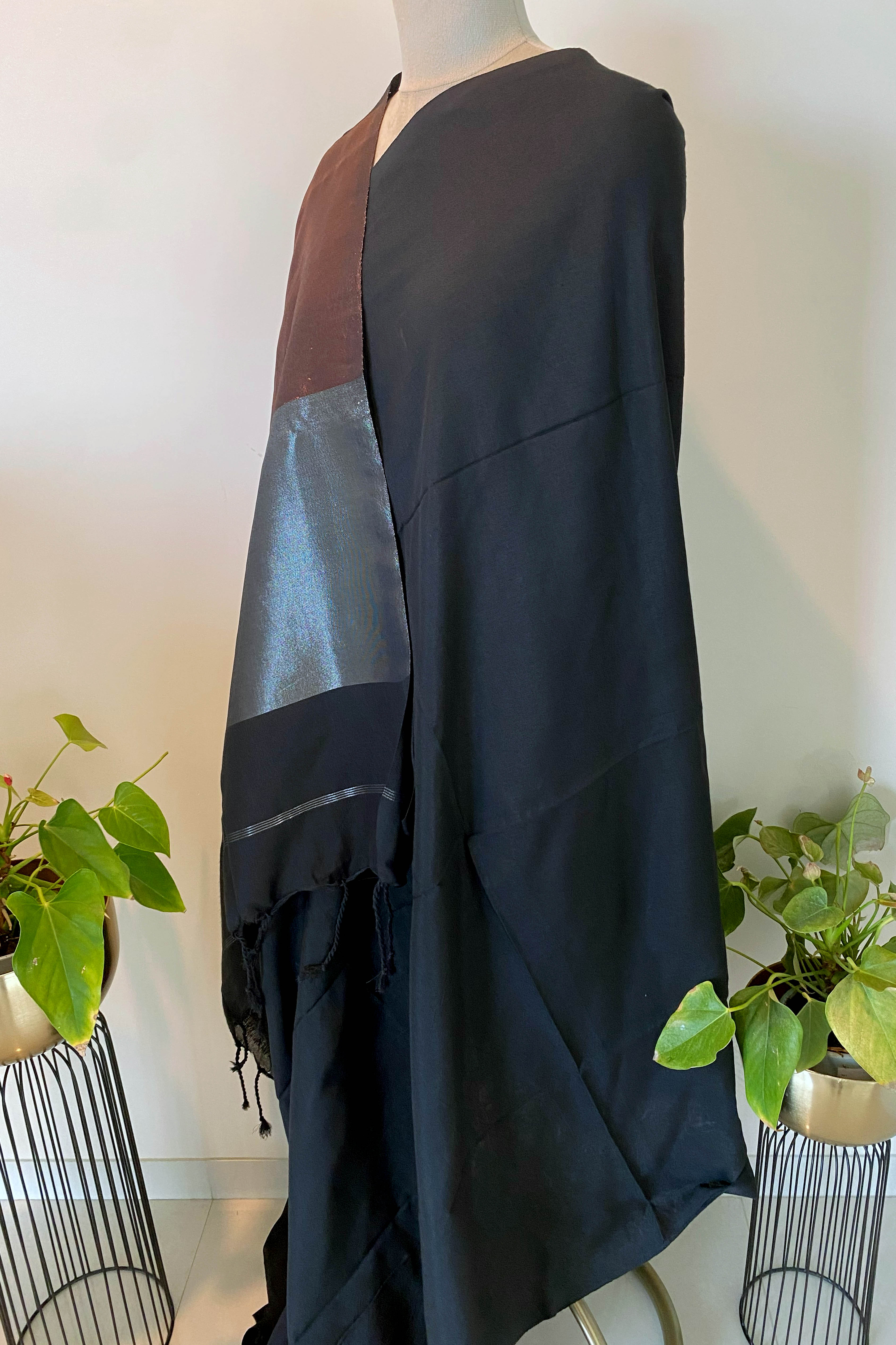 Black Cotton Saree with Zari Pallu - Indian Handloomz