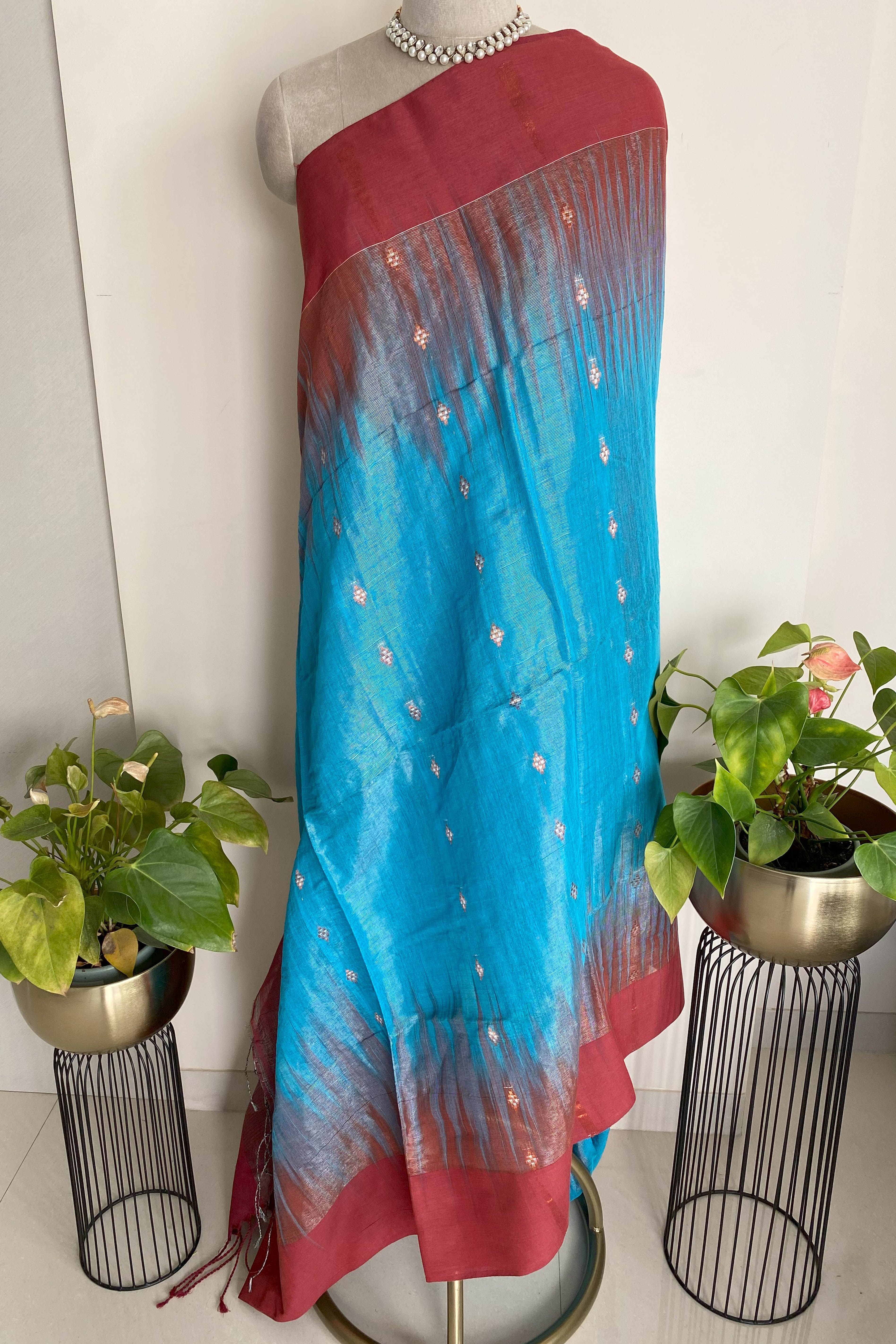 Blue & Rust Red Jamdani Cotton Tissue Saree - Indian Handloomz
