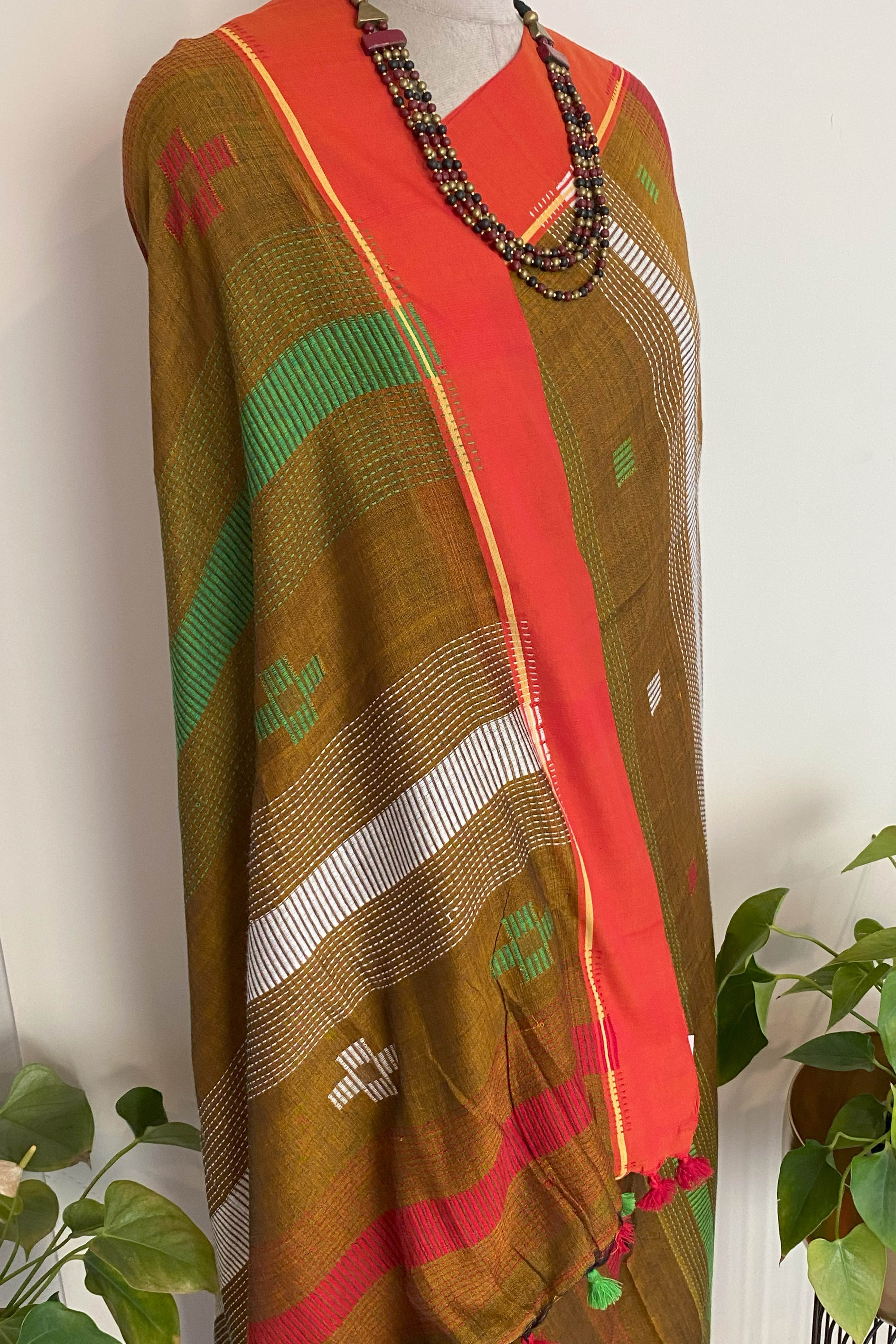 Brown Jamdani Cotton Saree - Indian Handloomz