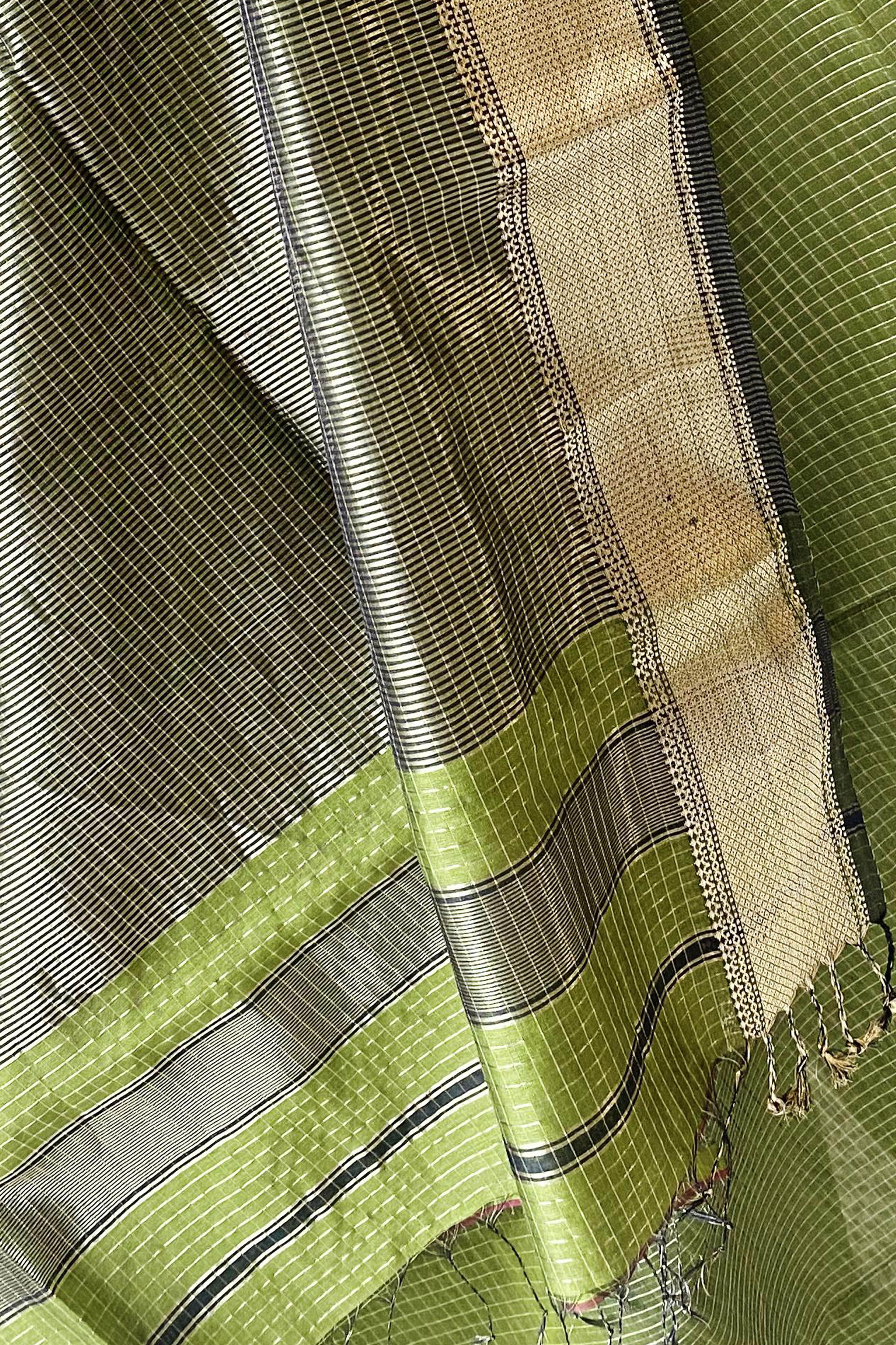 Falak Mehndi Green with Golden Zari Checks Maheshwari Cotton Silk Tissue Saree