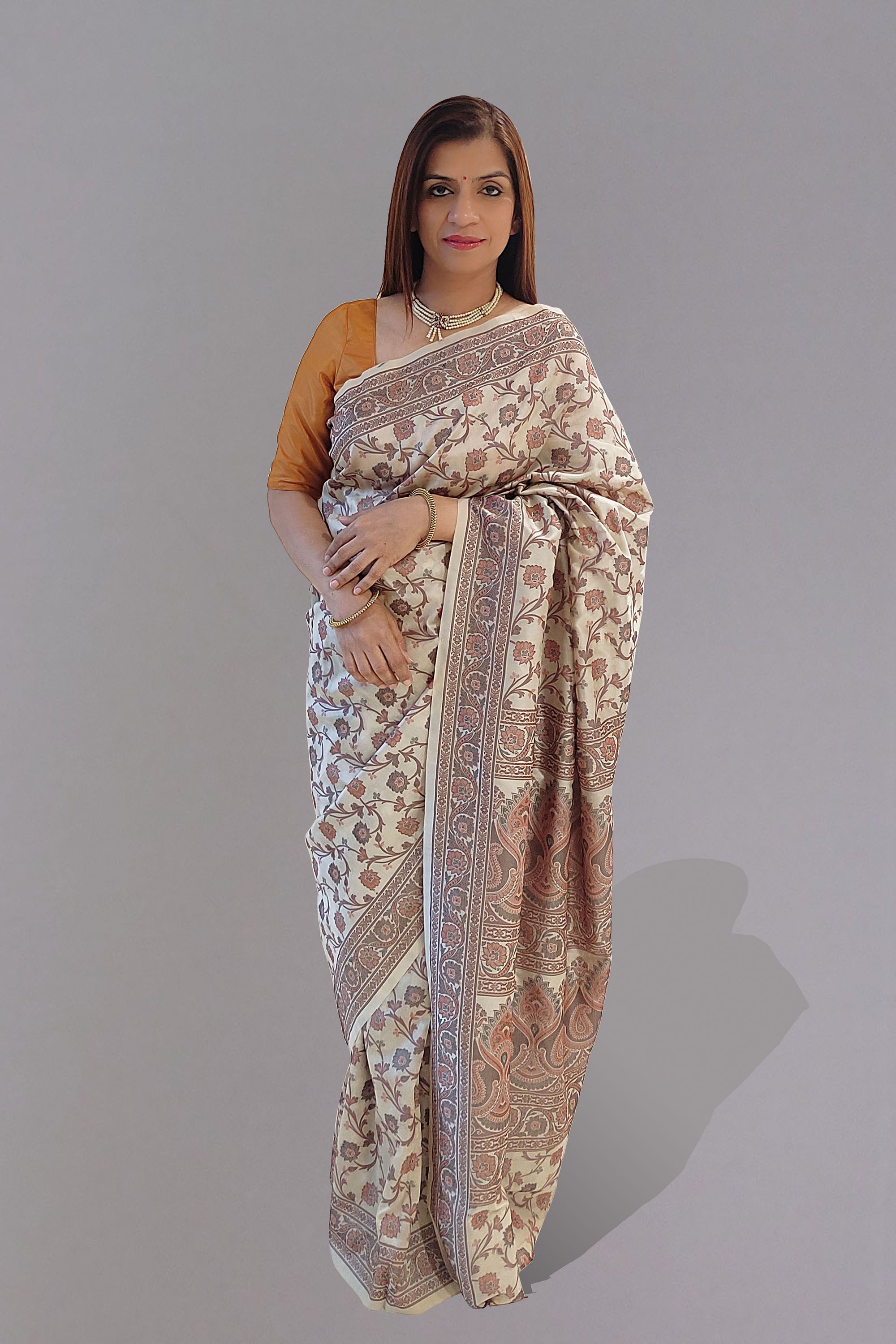 Isha Kashmiri Kani Work Khadi Silk Saree in Off-white Base with Subtle Matt Red & Grey