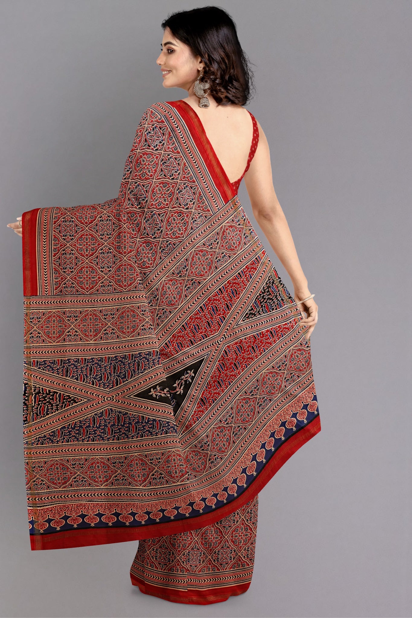 fancy designer wedding bridal party wear saree