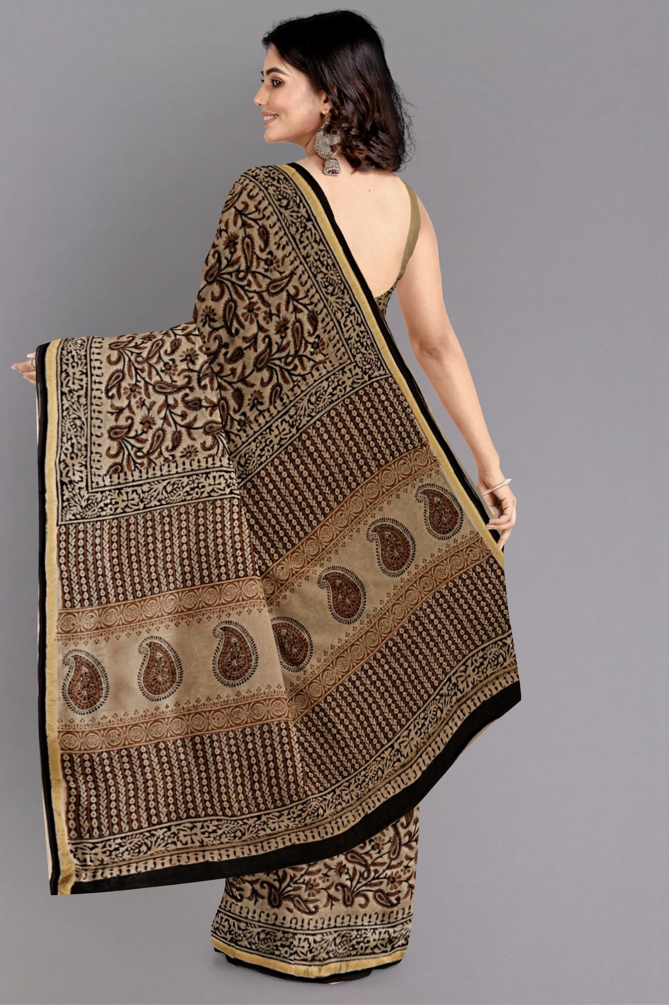 fancy designer wedding bridal party wear saree