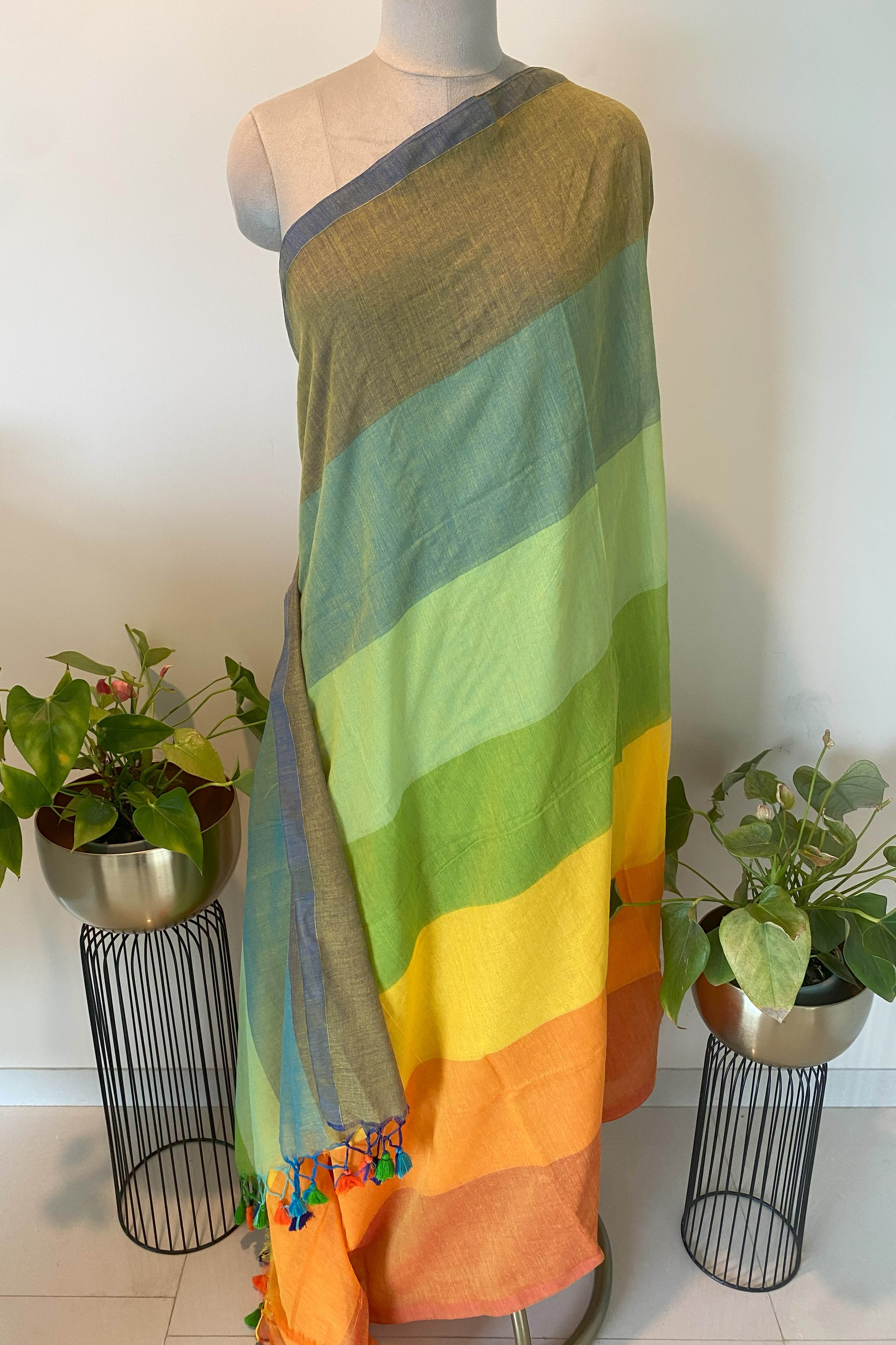 Jamdani Mul Cotton Rainbow Saree in Multi Colour - Indian Handloomz