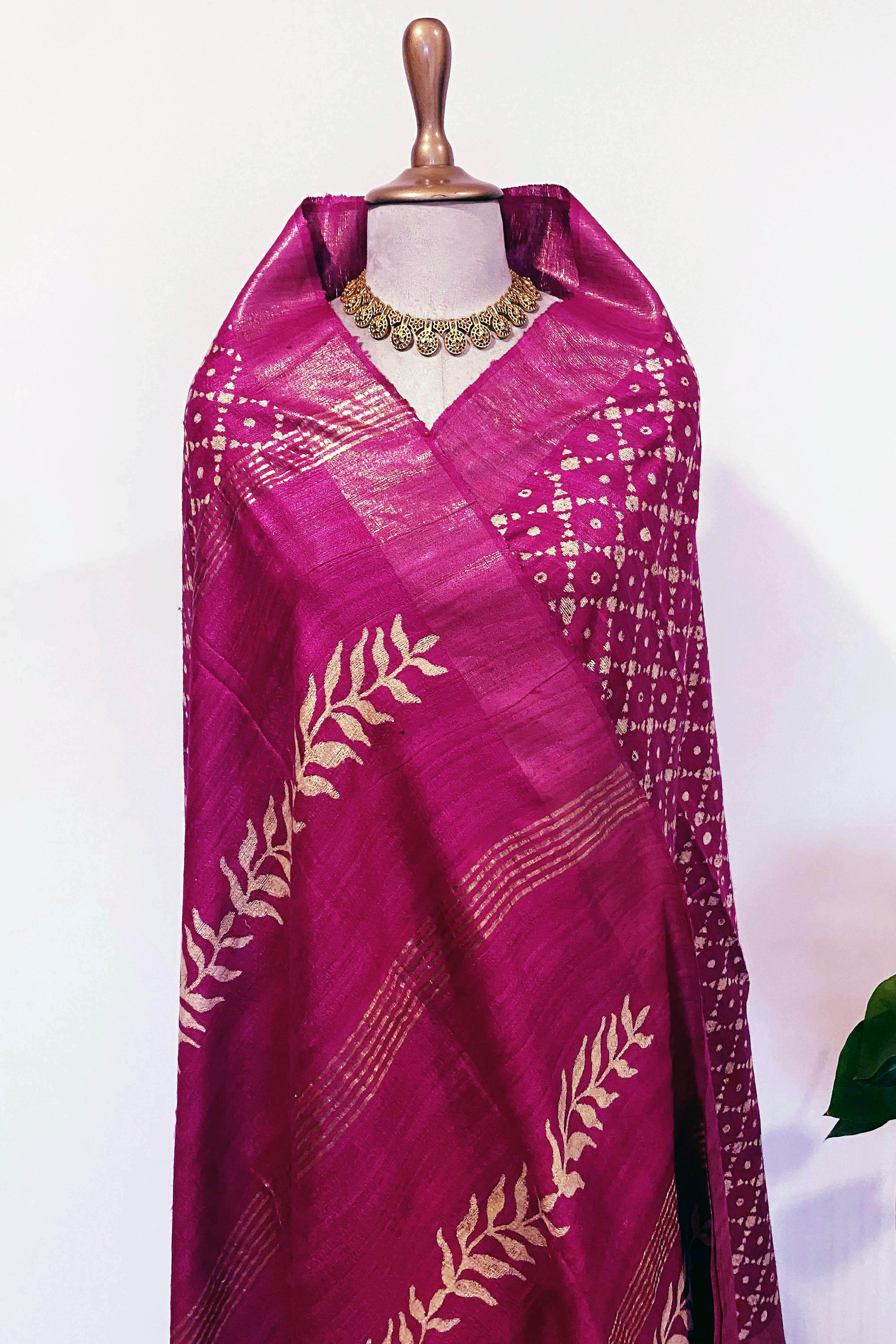 Ketaki Pure Ghicha Tussar Silk Saree in Screen Printing Beige & Pink Colour