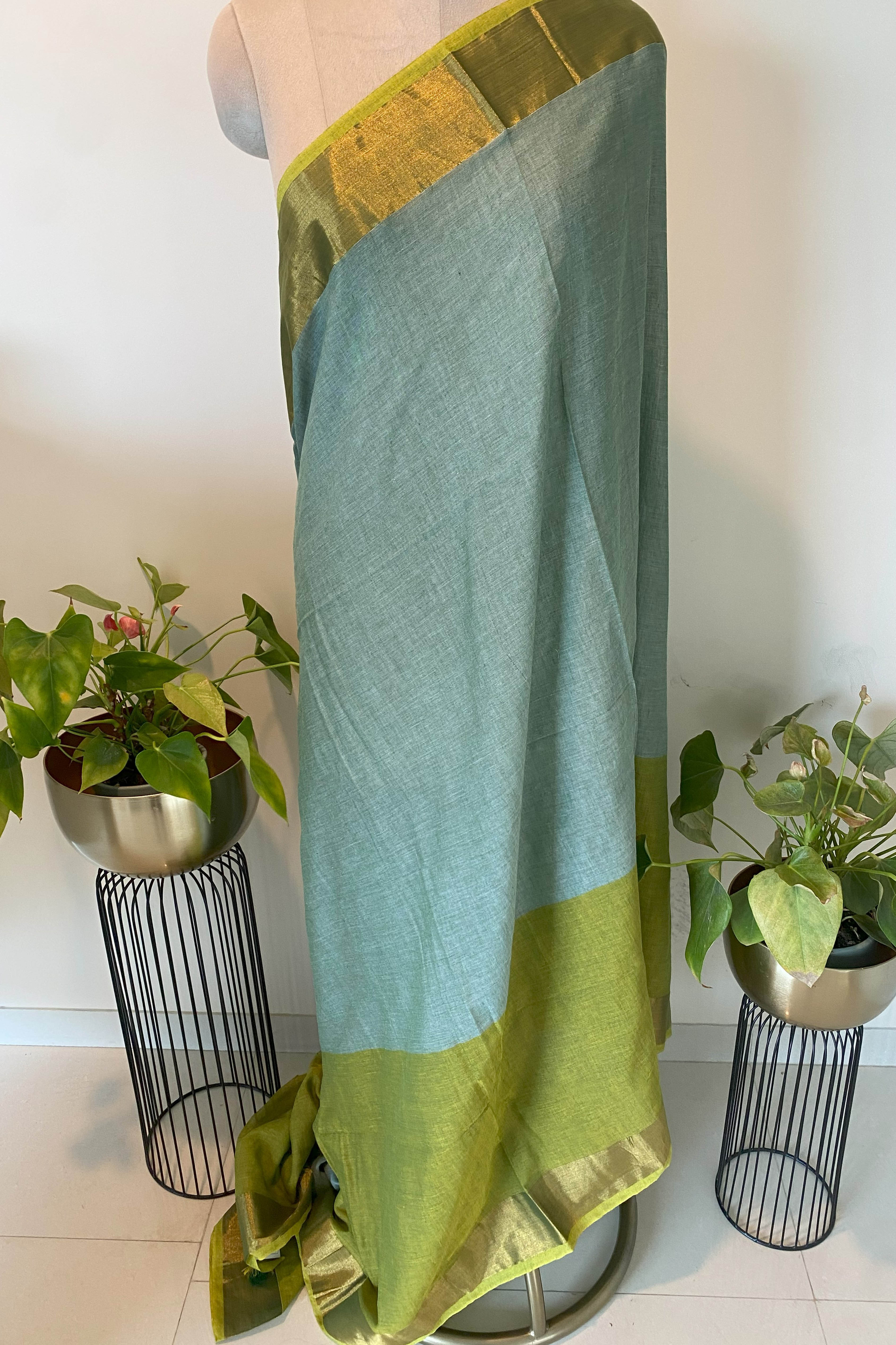 Mul Cotton Saree in Mint green with Lime Green Skirt Border - Indian Handloomz
