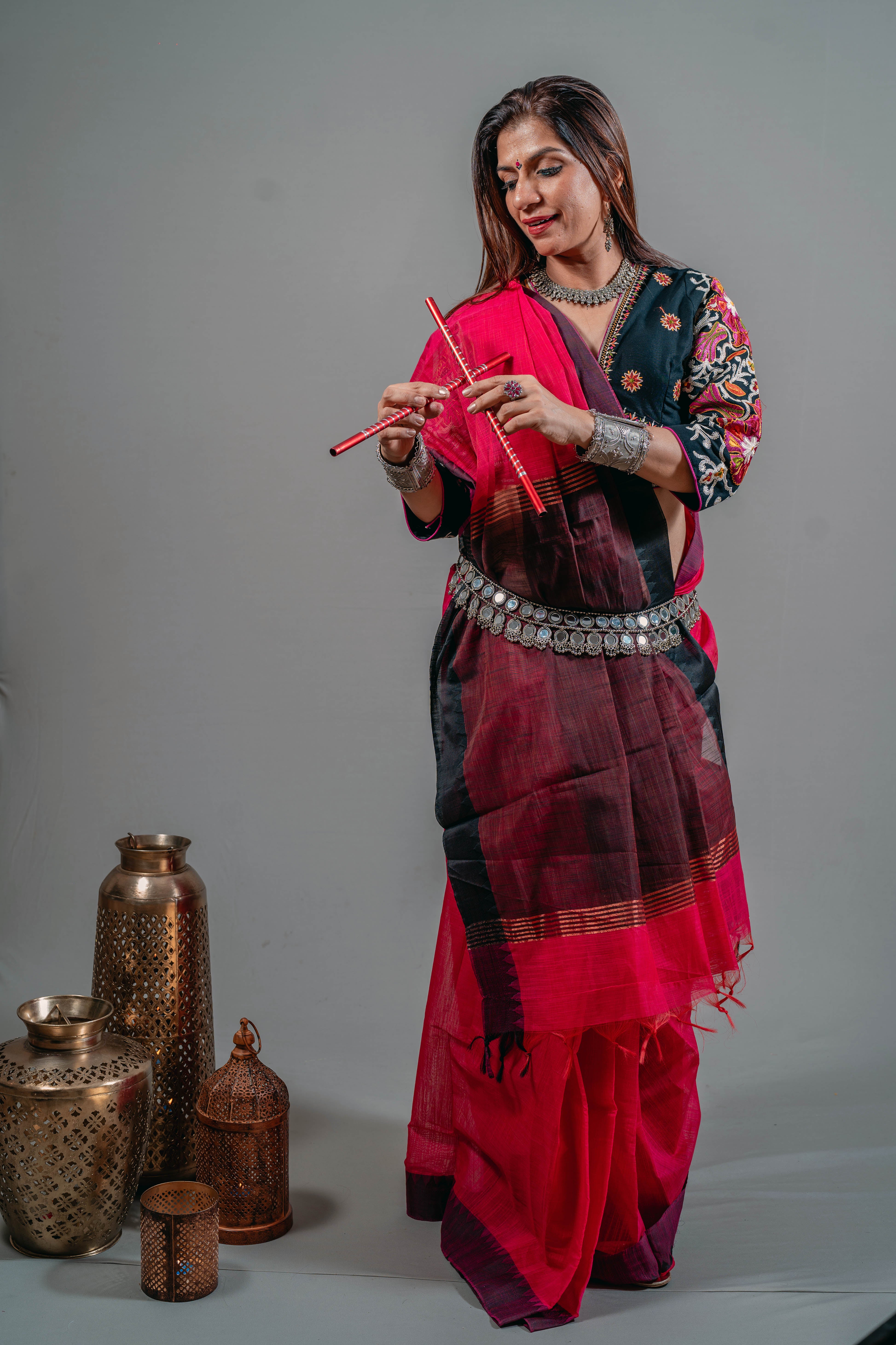 Sanika Kanchi Cotton Saree in Reddish Pink with Black Temple Border