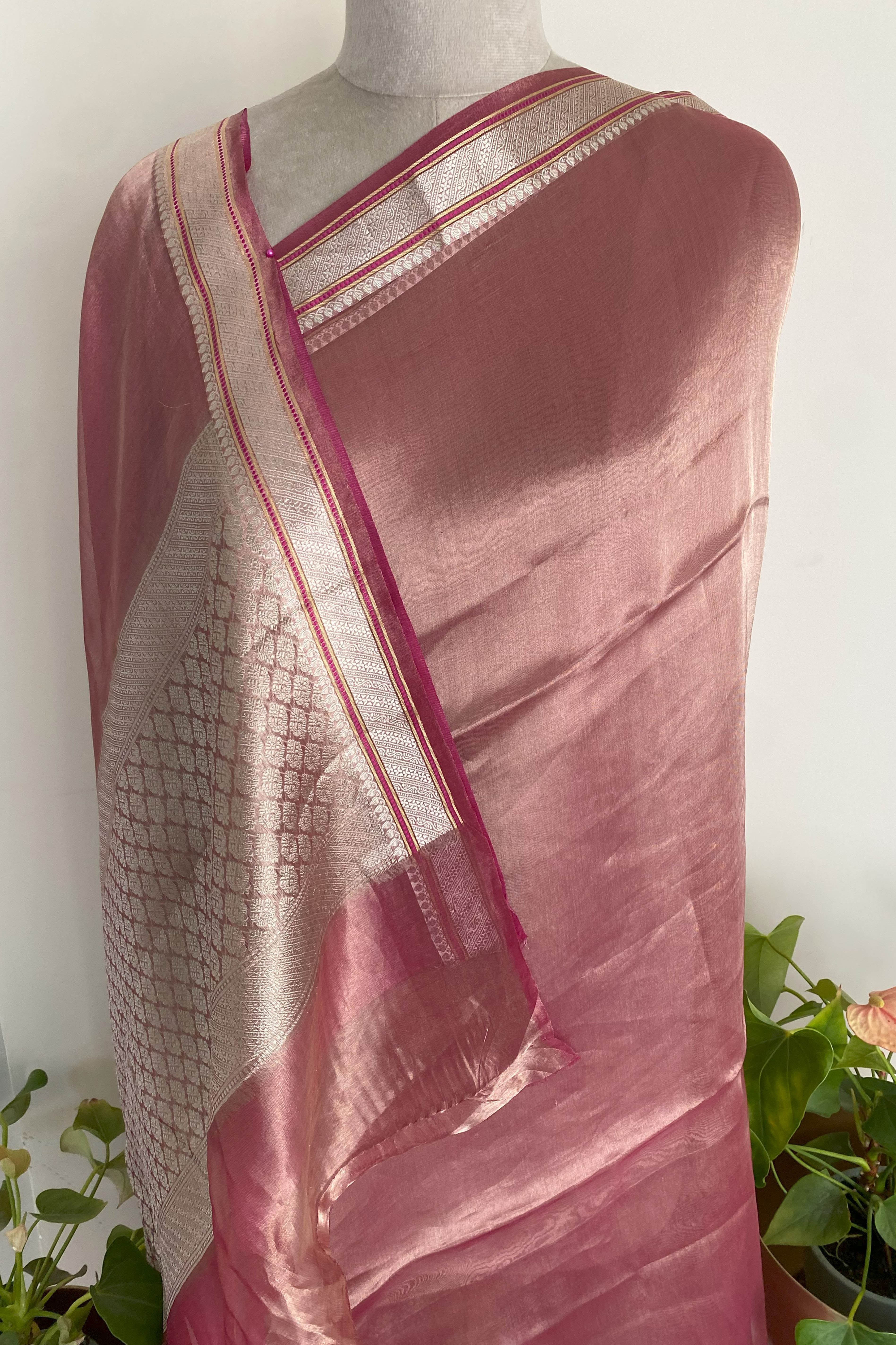 Pure Banarasi Tissue Silk Saree in Shimmery Onion Pink Colour - Indian Handloomz