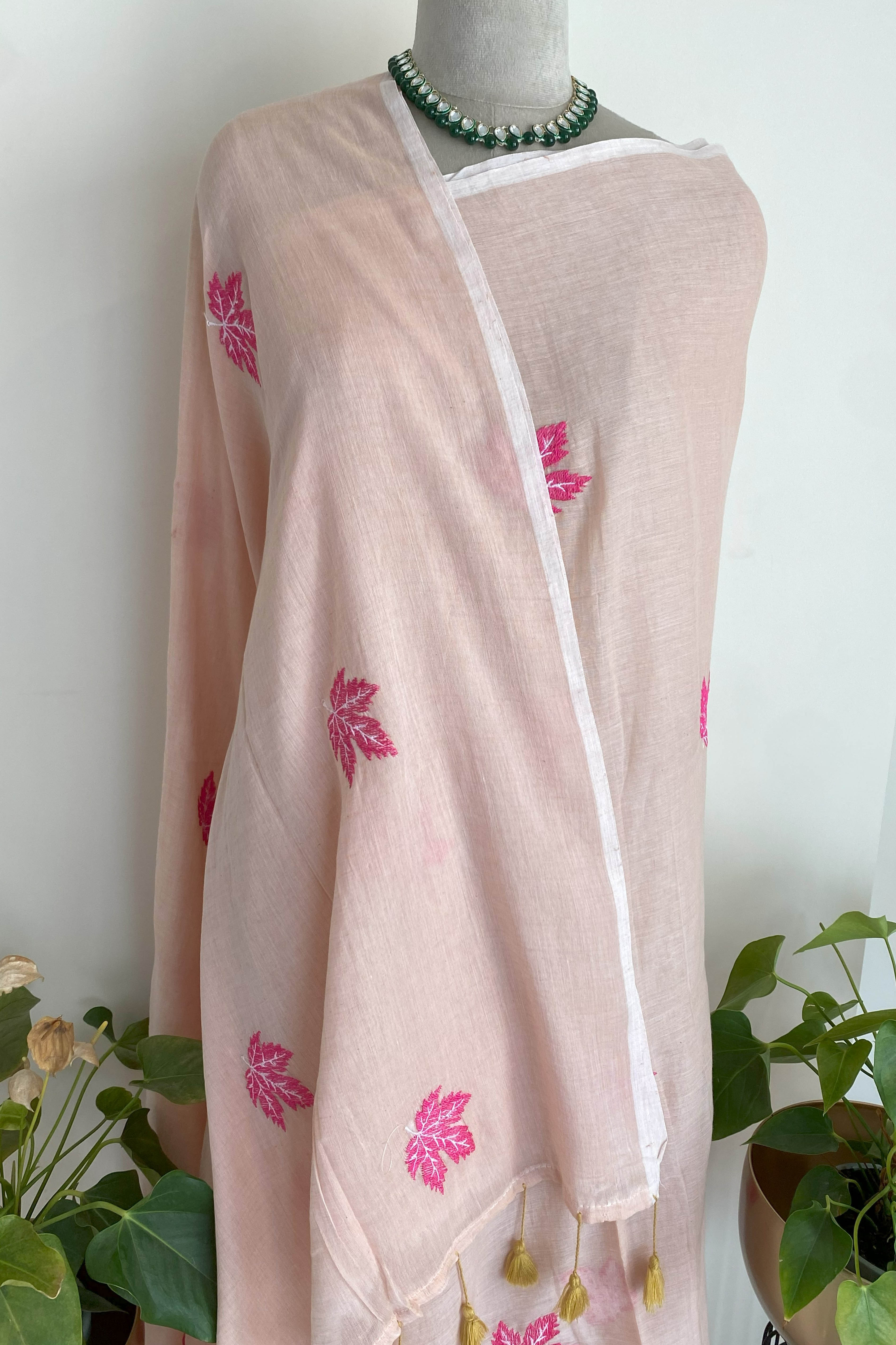 Reena Pure Mul Cotton Saree in Biscuit Beige with Dark Pink flowers & Tassels - Indian Handloomz