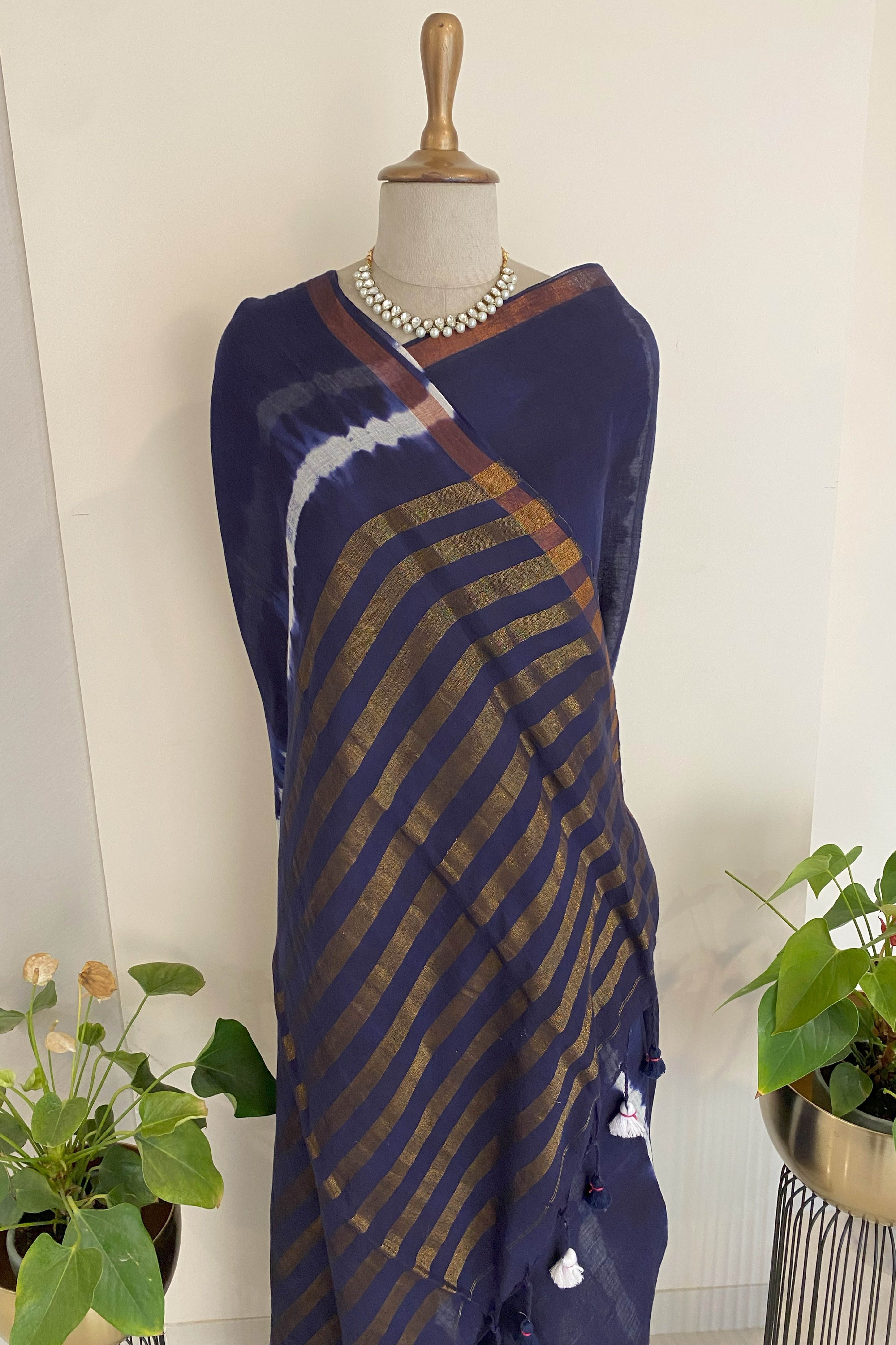 Reya Pure Mul Cotton Royal Blue Tie Dye Saree - Indian Handloomz