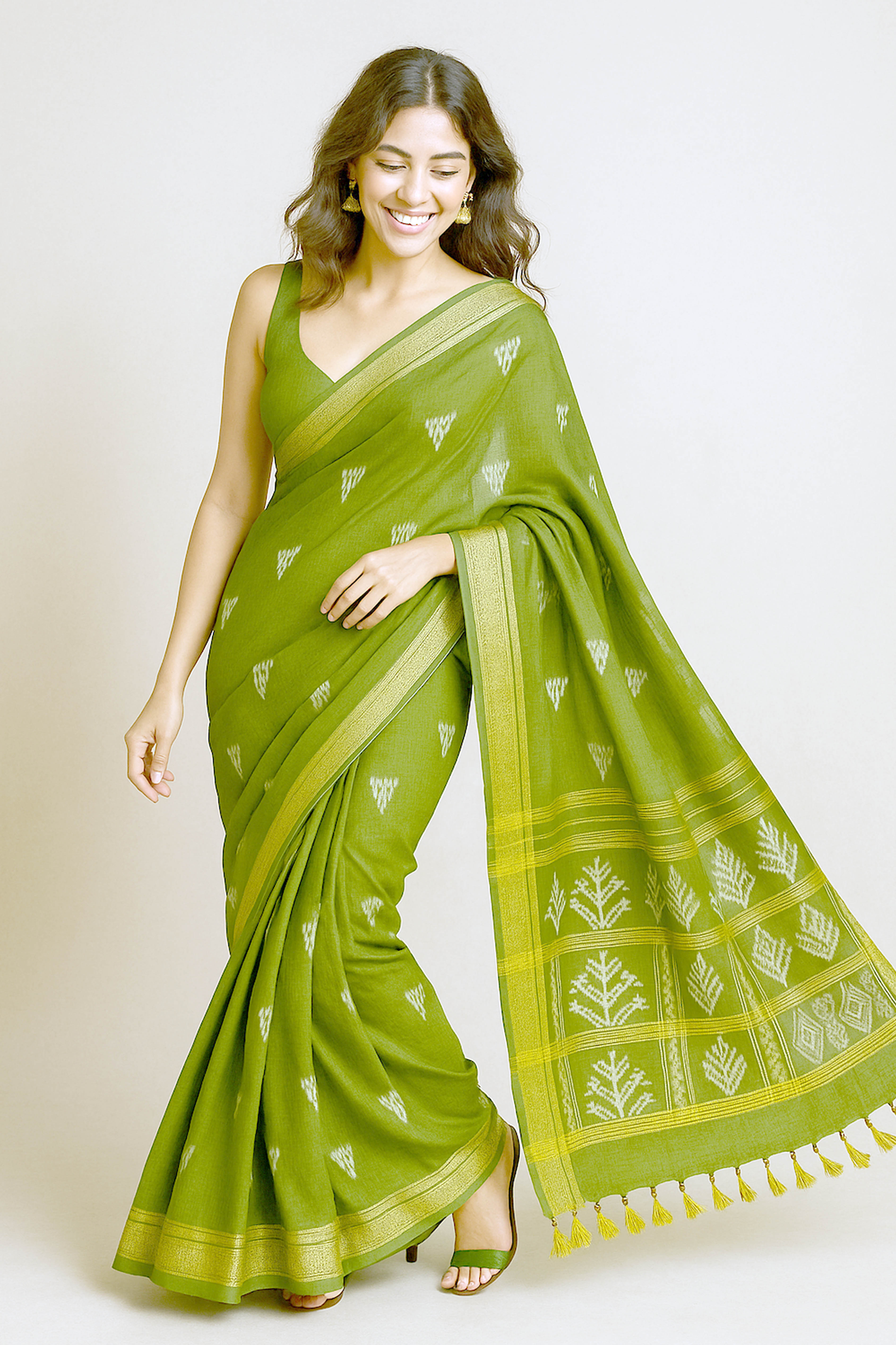 Stunning Green Ikkat Saree - Indian Handloomz