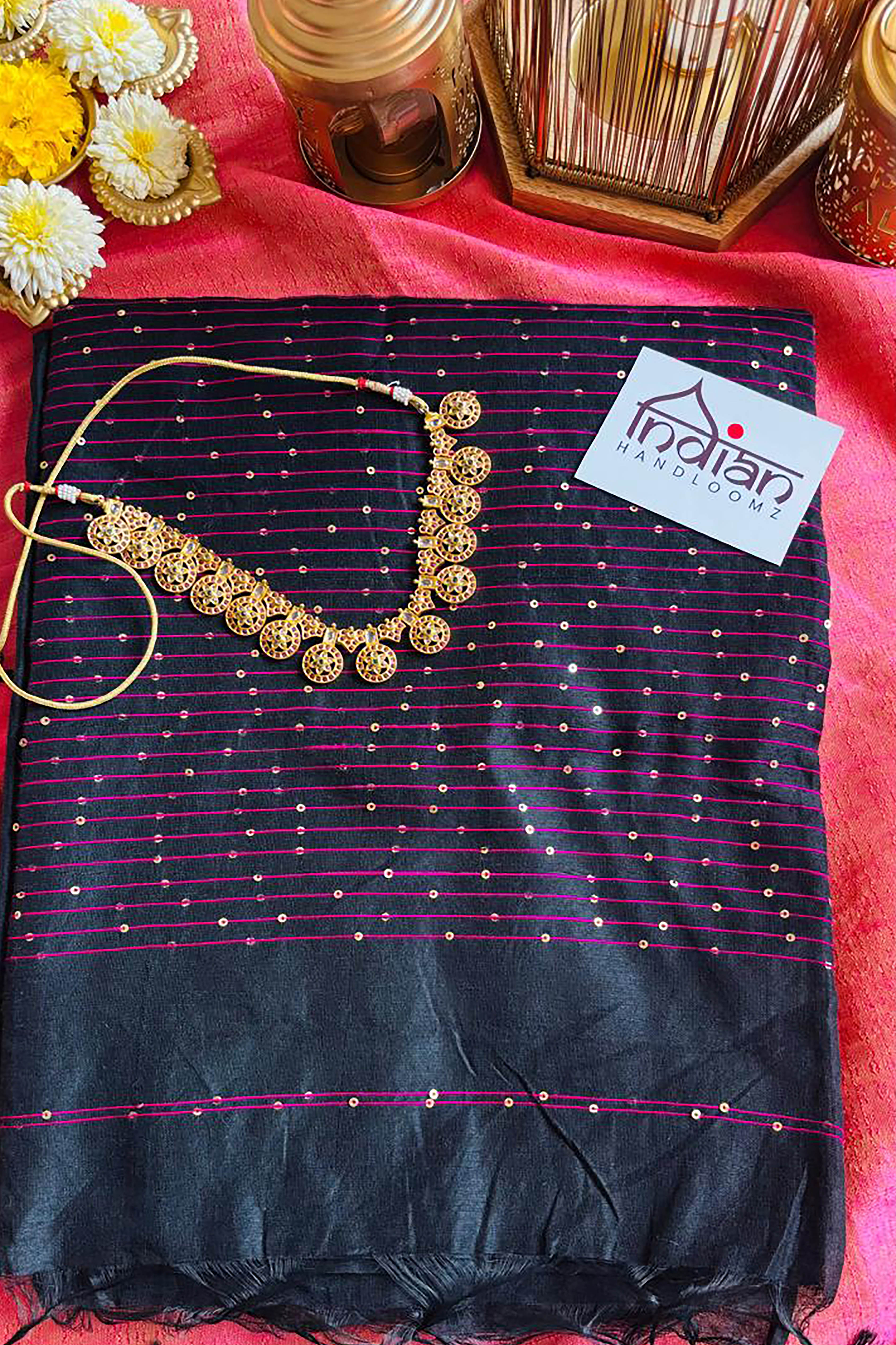 Taarini Jamdani Pure Linen Handloom Saree with Mukaish Work