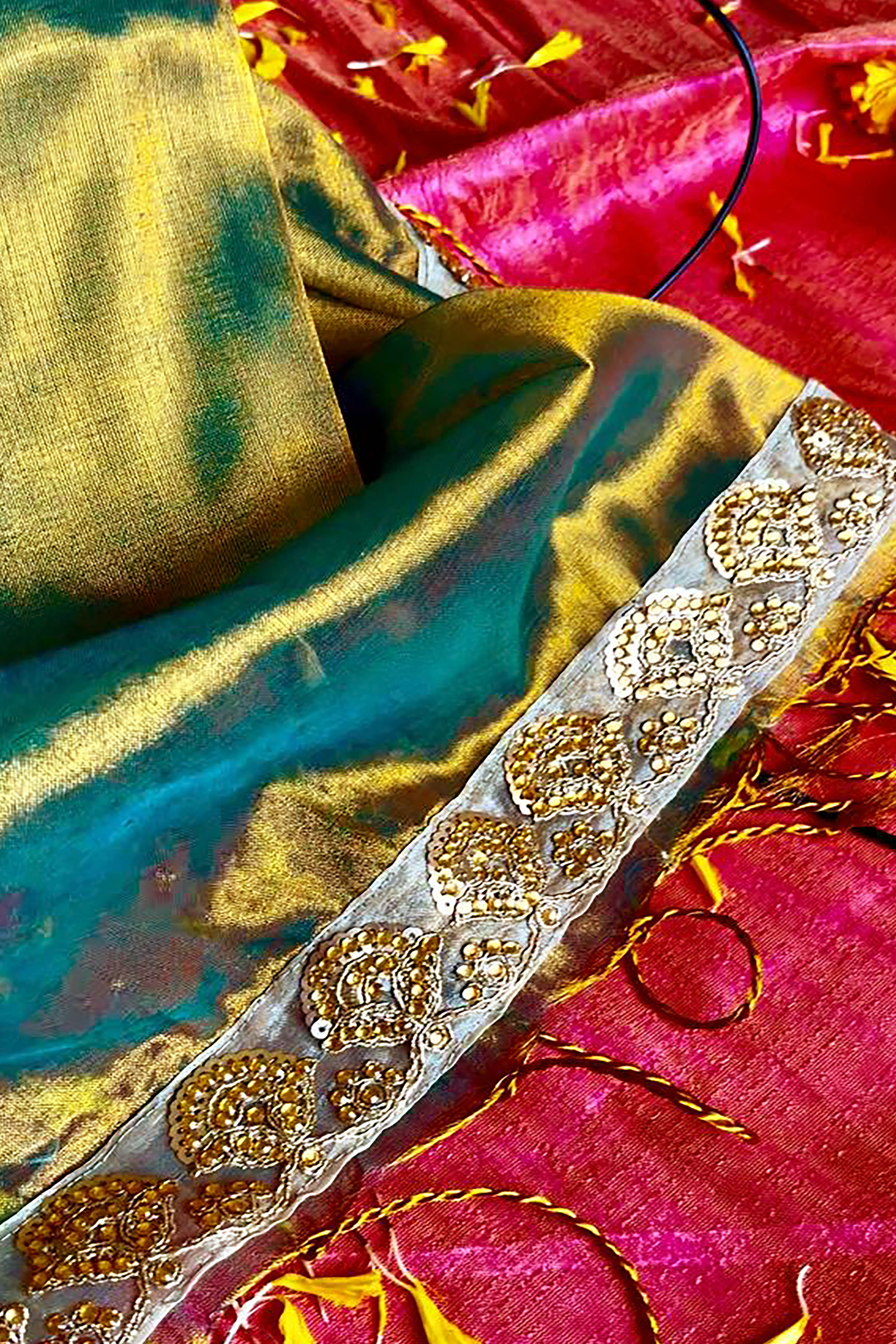 Jhilmil Pure Tissue Linen Saree in Light Mehendi & Golden Colour with Zardosi Border